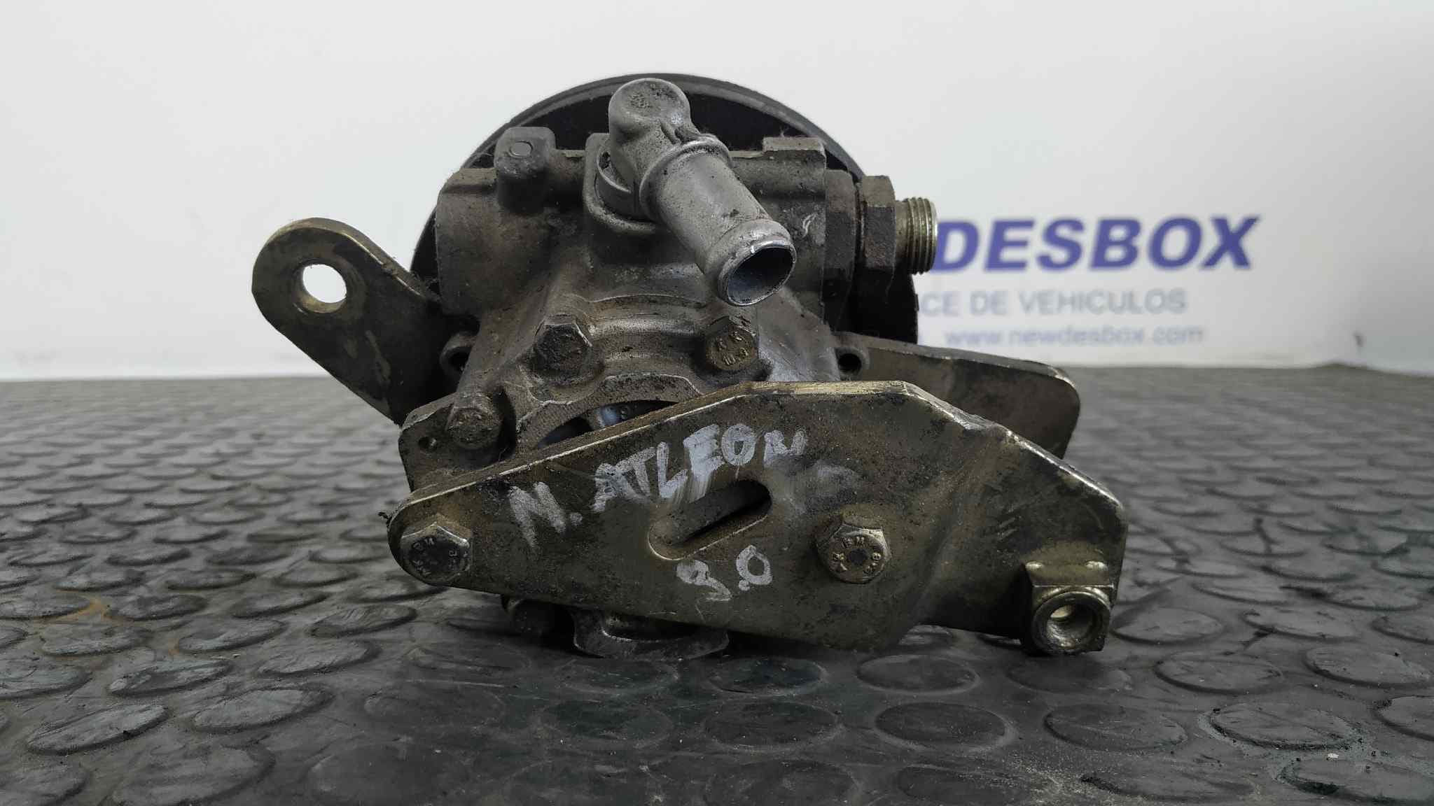 Recambio de BOMBA DIRECCION para NISSAN ATLEON 3.0 BD30 referencia OEM IAM 7692974119 4