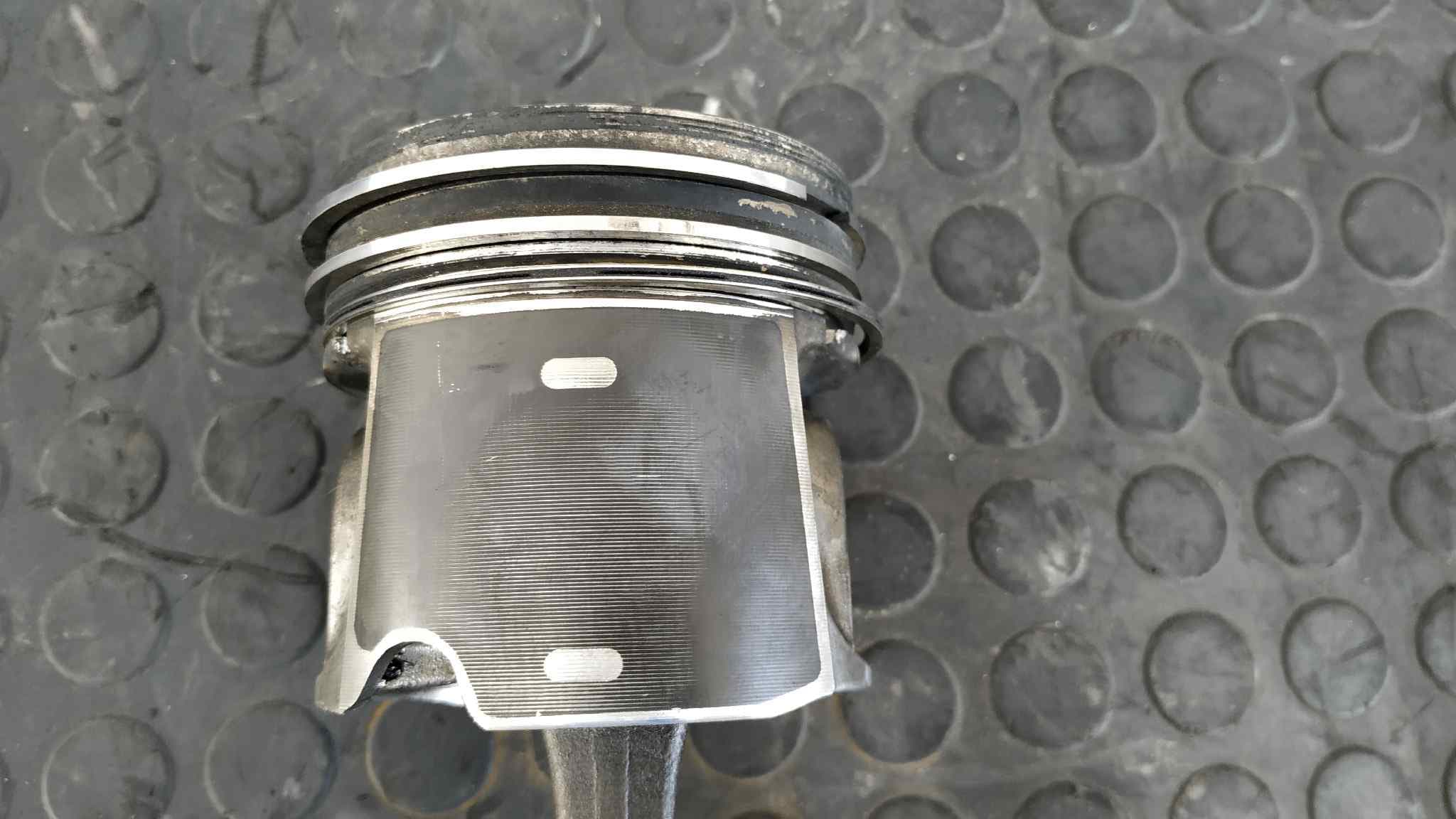 Recambio de PISTON para IVECO DAILY COMBI Combi 29 L ...      Batalla 3000L F1AE0481B referencia OEM IAM 157   - BLANCO 4