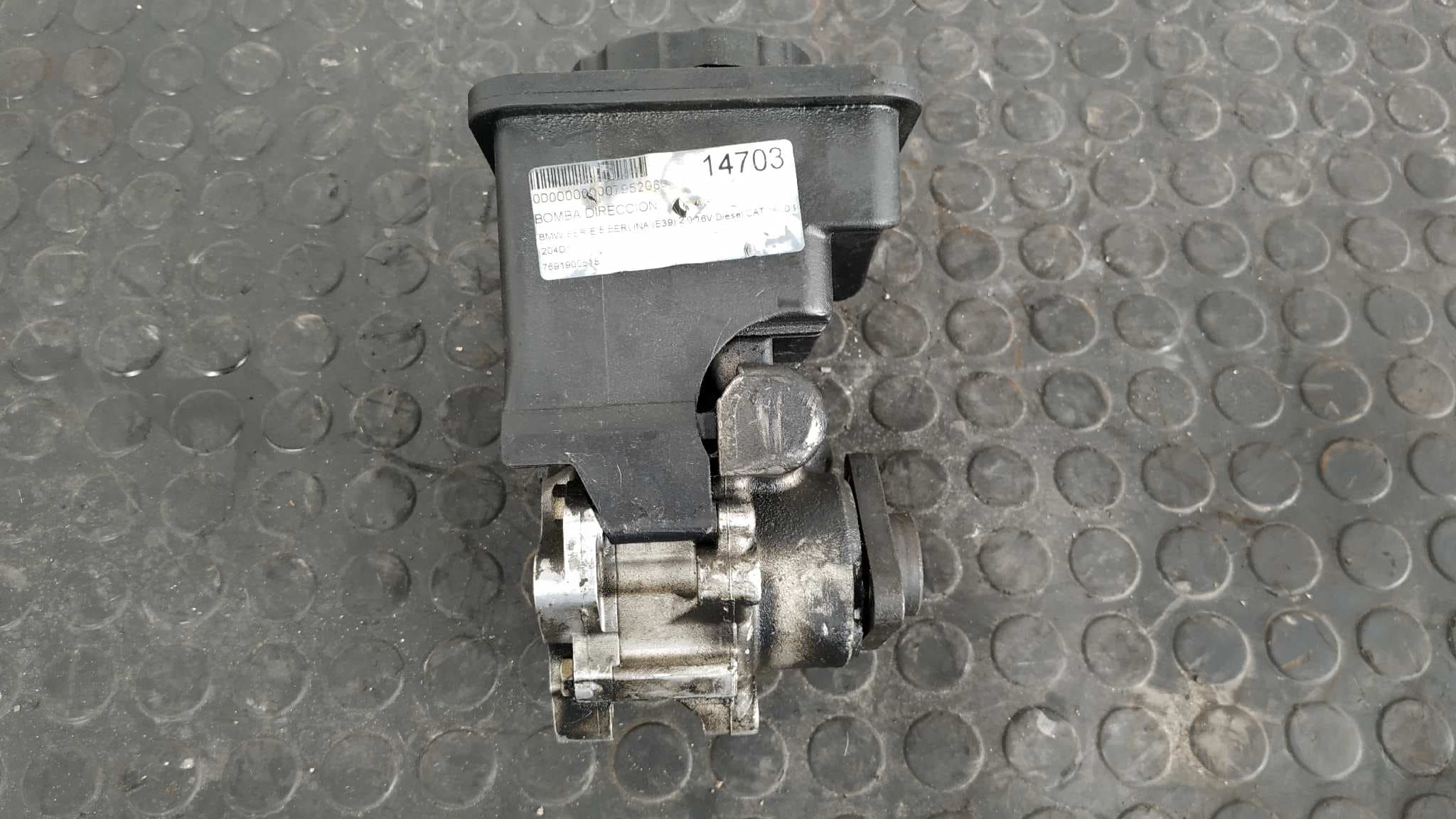 Recambio de BOMBA DIRECCION para BMW SERIE 5 BERLINA (E39) 204D1      referencia OEM IAM 7691900518   - NEGRO 4