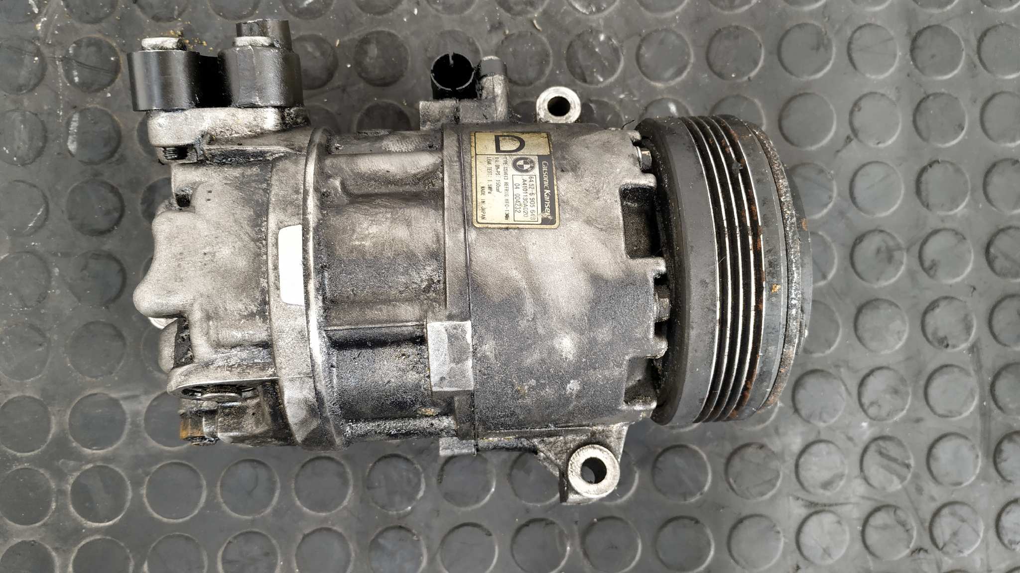 Recambio de COMPRESOR AIRE ACONDICIONADO para BMW SERIE 3 BERLINA (E46) D-204D4 referencia OEM IAM 64526905643     - AZUL 2