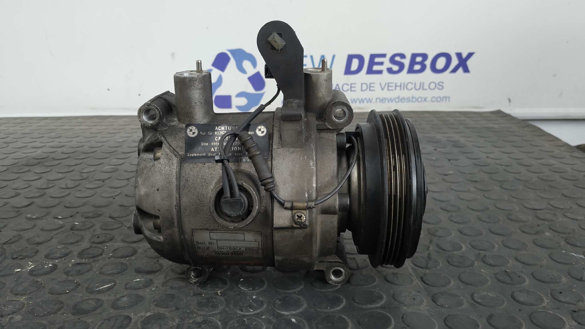 Recambio de COMPRESOR AIRE ACONDICIONADO para BMW SERIE 3 BERLINA (E36) 184E1 referencia OEM IAM 64528390339 6