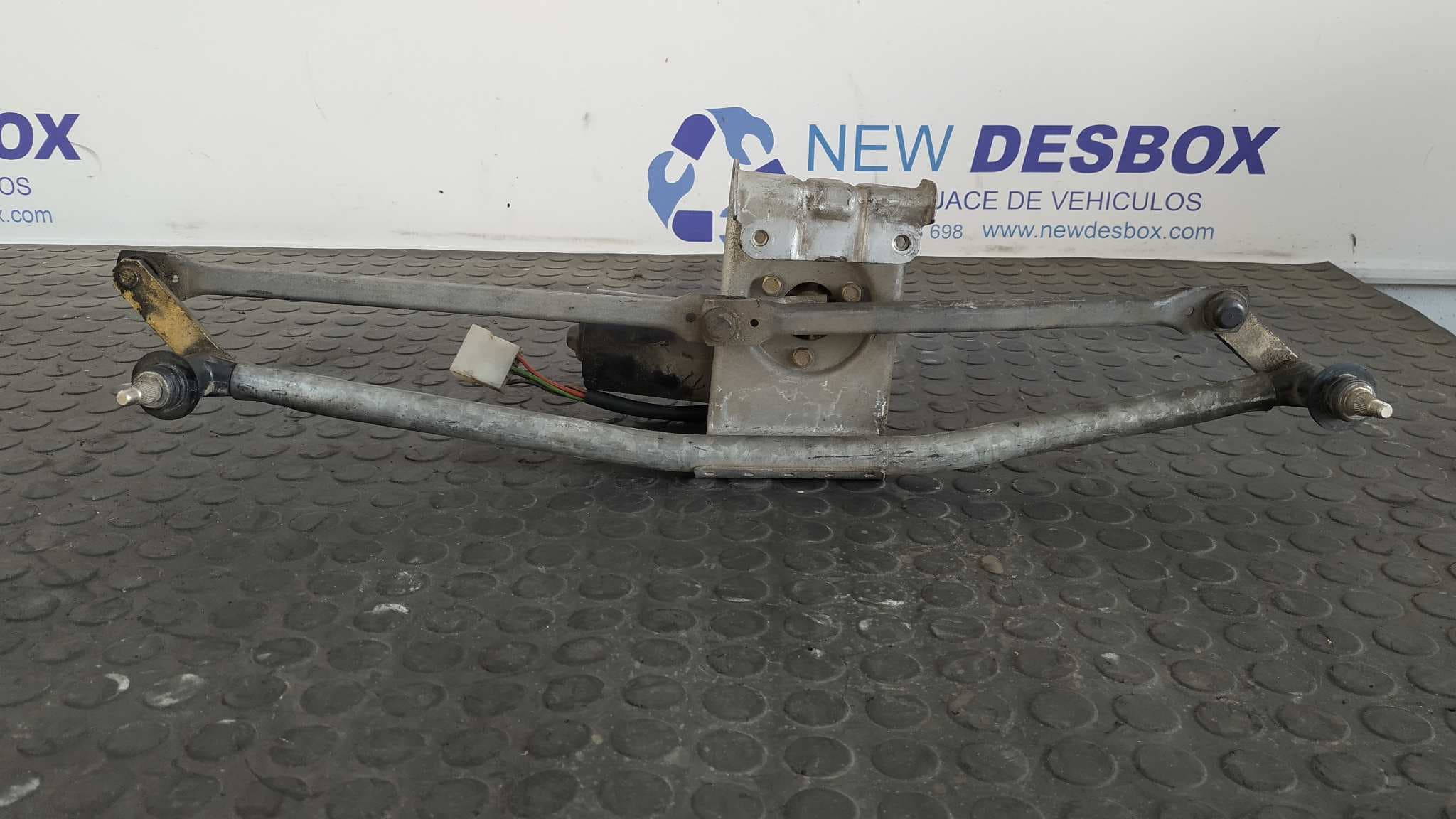 Recambio de MOTOR LIMPIA DELANTERO para MERCEDES-BENZ SPRINTER 02.00 referencia OEM IAM 0390241345 2