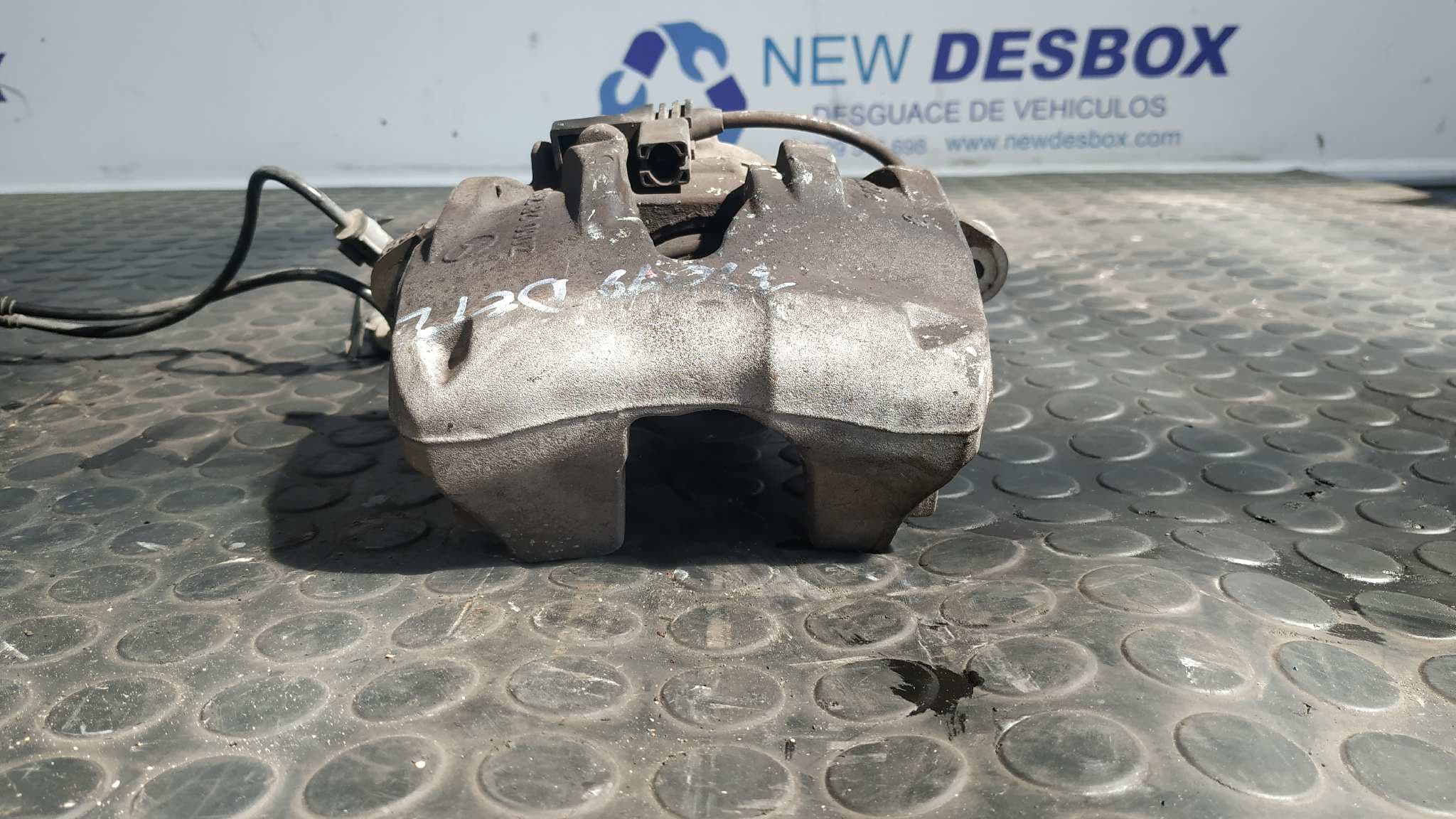Recambio de PINZA DE FRENO DELANTERA DERECHA para MERCEDES-BENZ CLASE E (W211) BERLINA E 270 CDI (211.016) OM647961 referencia OEM IAM 0034200283   - AZUL 2