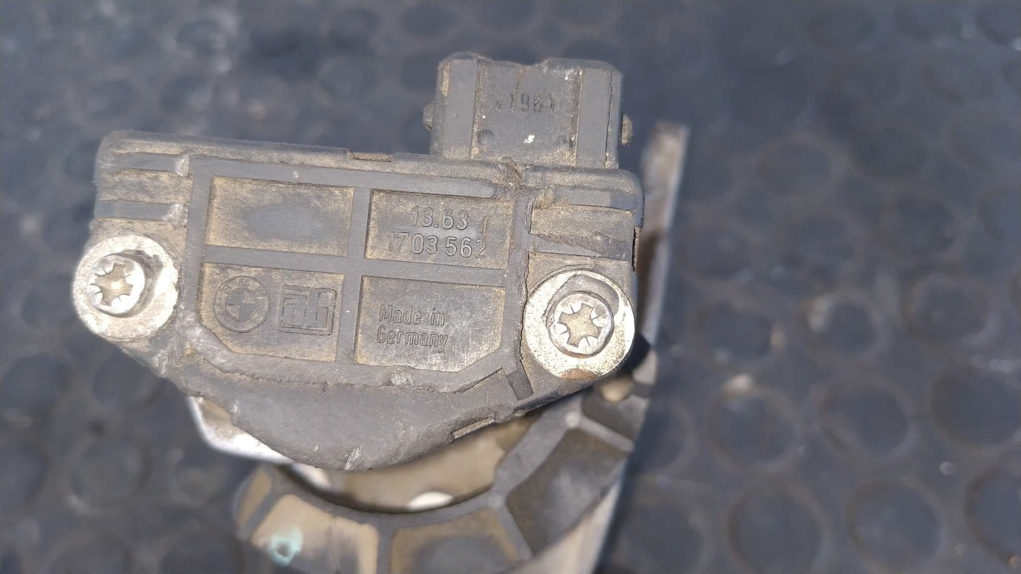 Recambio de CAJA MARIPOSA para BMW SERIE 5 BERLINA (E39) 256S3 referencia OEM IAM 13631703562 3