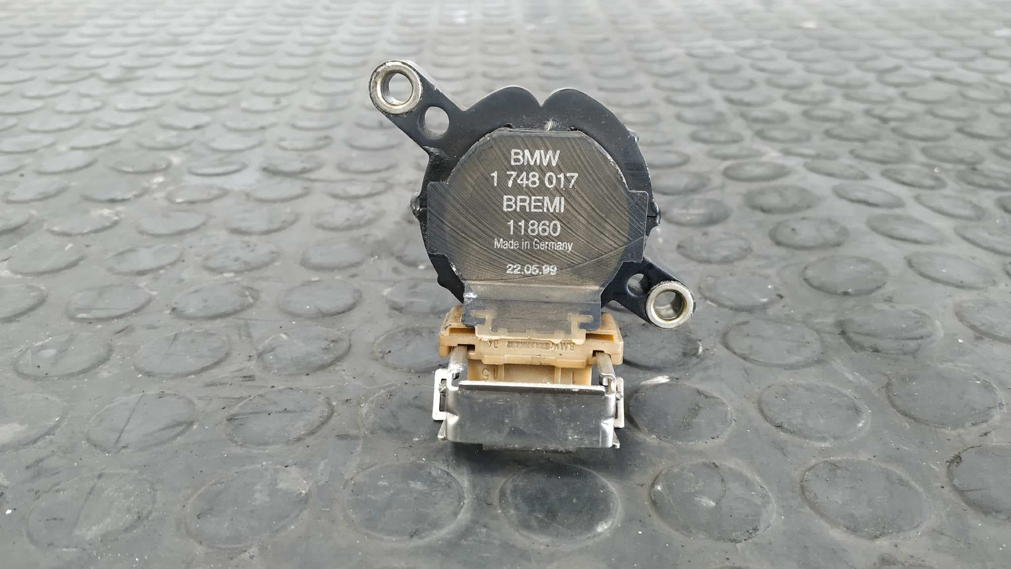 Recambio de BOBINA ENCENDIDO para BMW SERIE 3 BERLINA (E36) M50B20 referencia OEM IAM 1748017 4