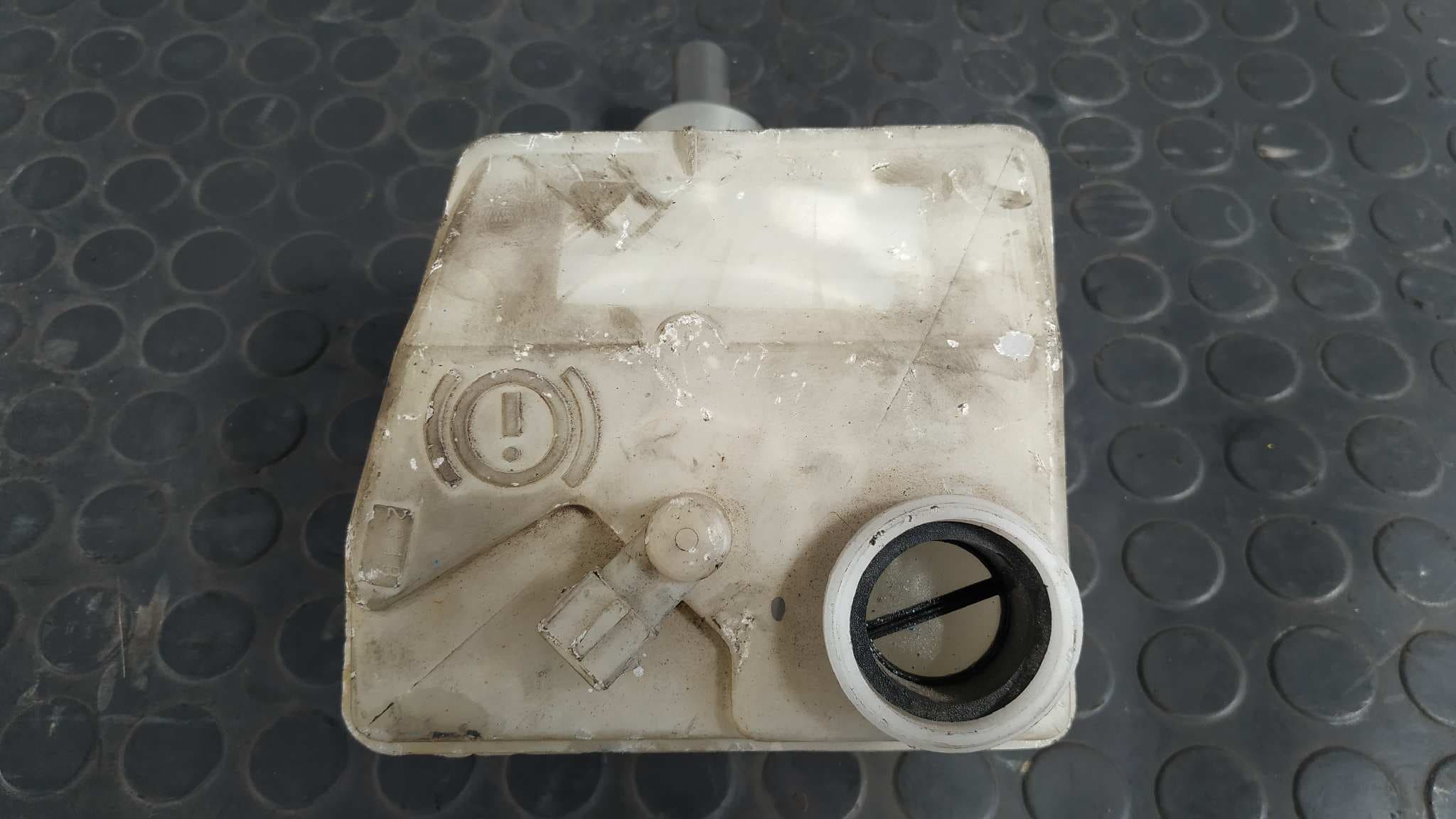 Recambio de BOMBA FRENO para PEUGEOT 206 BERLINA 8HX referencia OEM IAM 03350886611 6