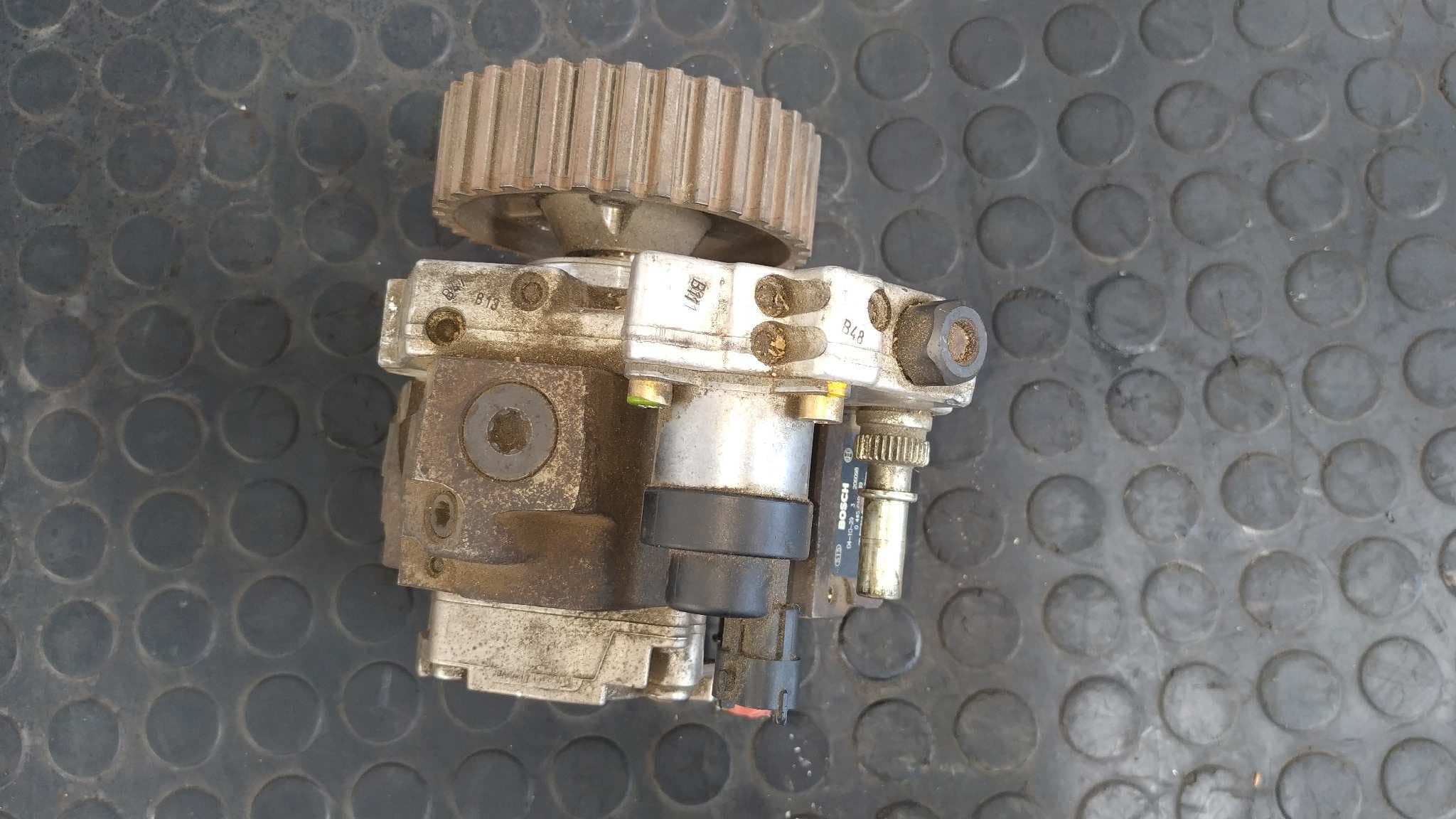Recambio de BOMBA INYECCION para PEUGEOT 206 BERLINA 1.6 HDI FAP CAT (9HZ / DV6TED4) 9HZ referencia OEM IAM 9651844380 4