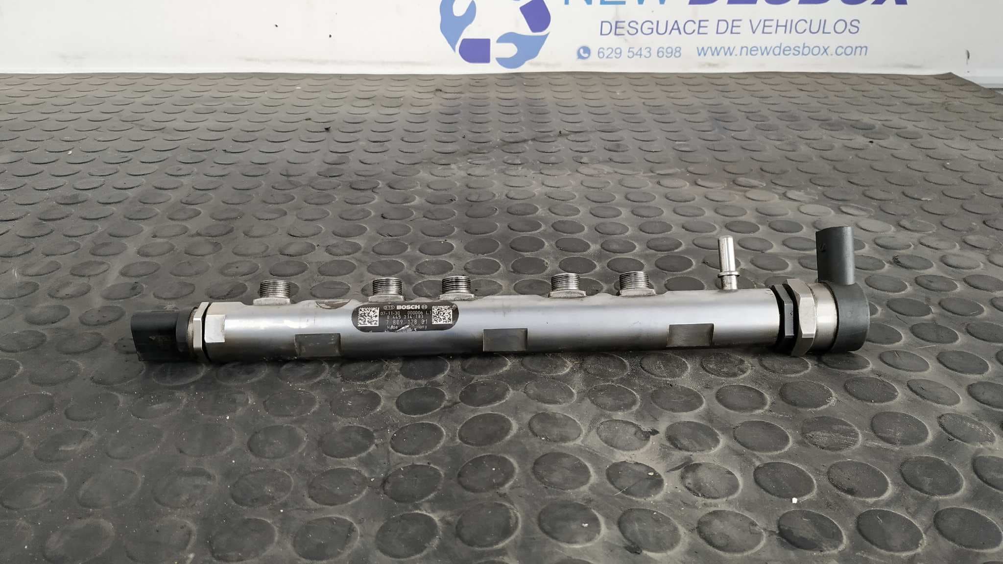 Recambio de RAMPA INYECTORA para BMW X3 (E83) N47D20A referencia OEM IAM 780912801