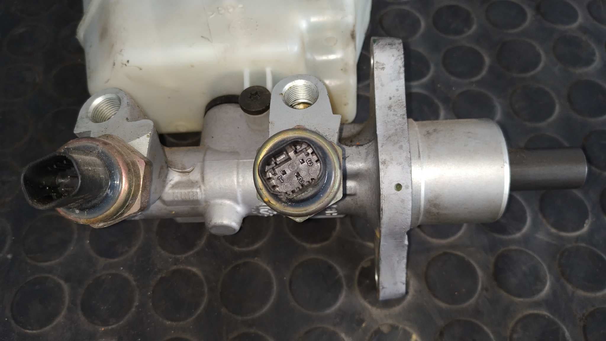 Recambio de BOMBA FRENO para BMW SERIE 3 COMPACT (E46) 204D4 referencia OEM IAM 03350884781 4