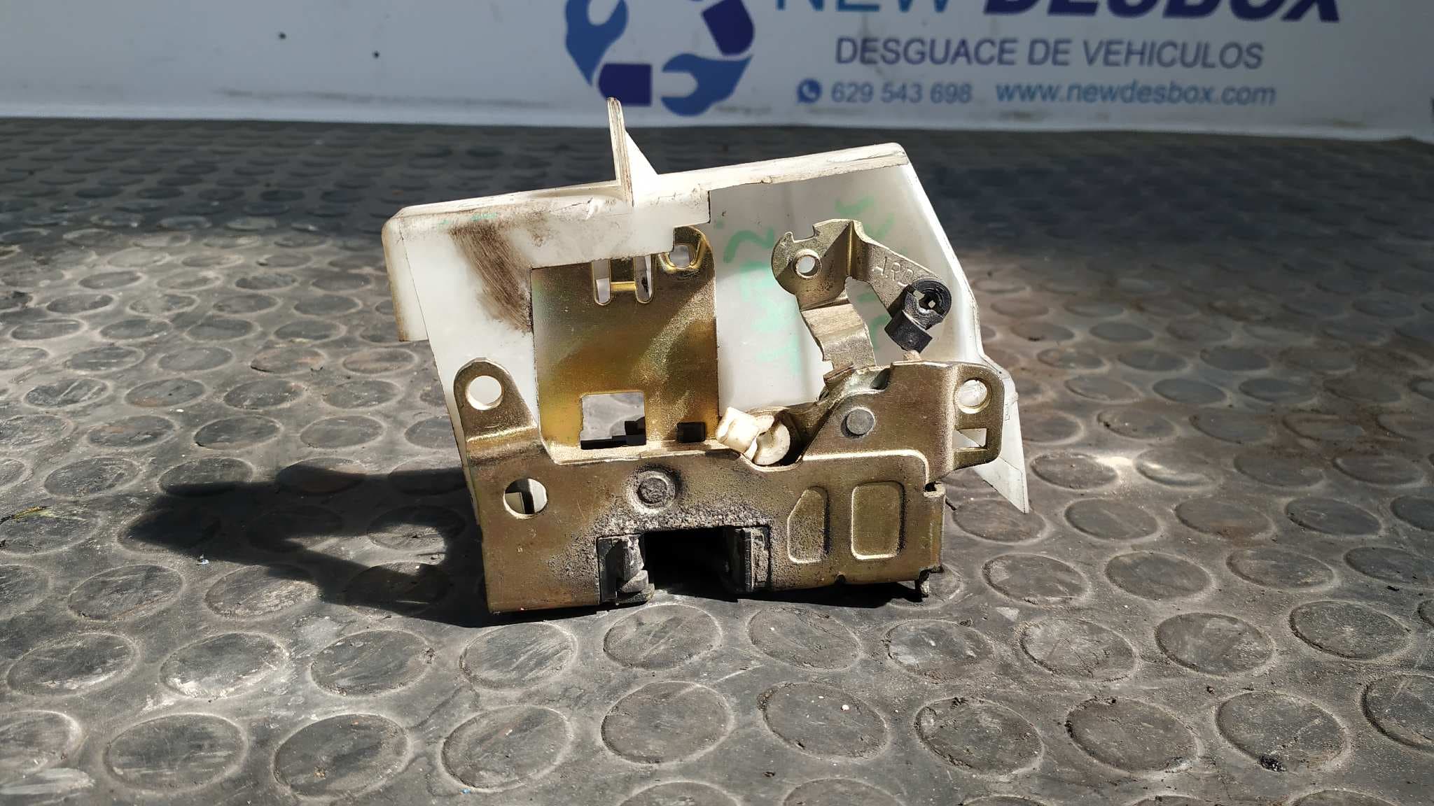 Recambio de CERRADURA PUERTA TRASERA DERECHA para RENAULT CLIO II FASE II (B/CB0) Authentique Confort K9KA7 referencia OEM IAM    - AZUL 5