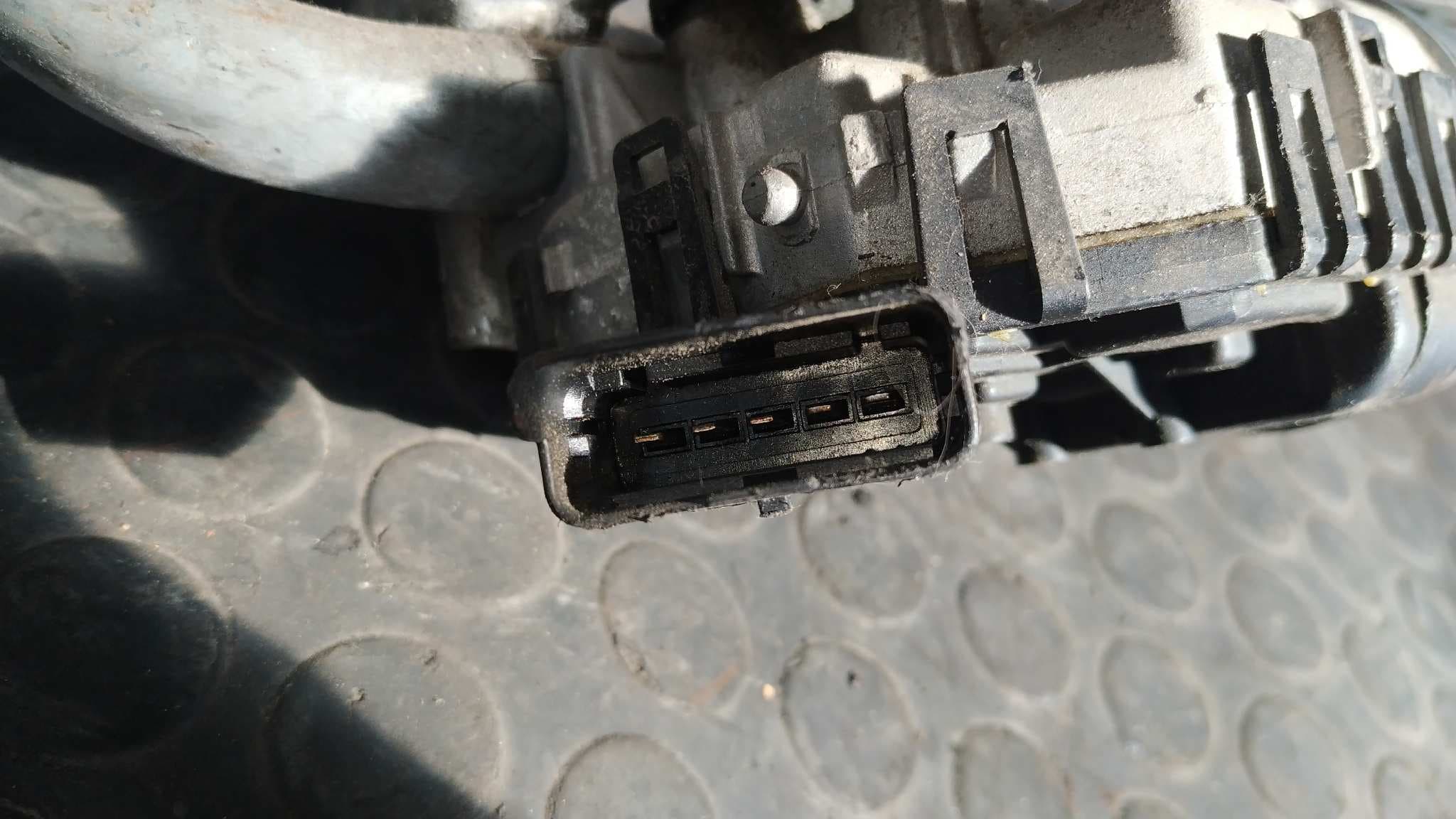 Recambio de MOTOR LIMPIA DELANTERO para RENAULT CLIO II FASE II (B/CB0) referencia OEM IAM 0390241535 3