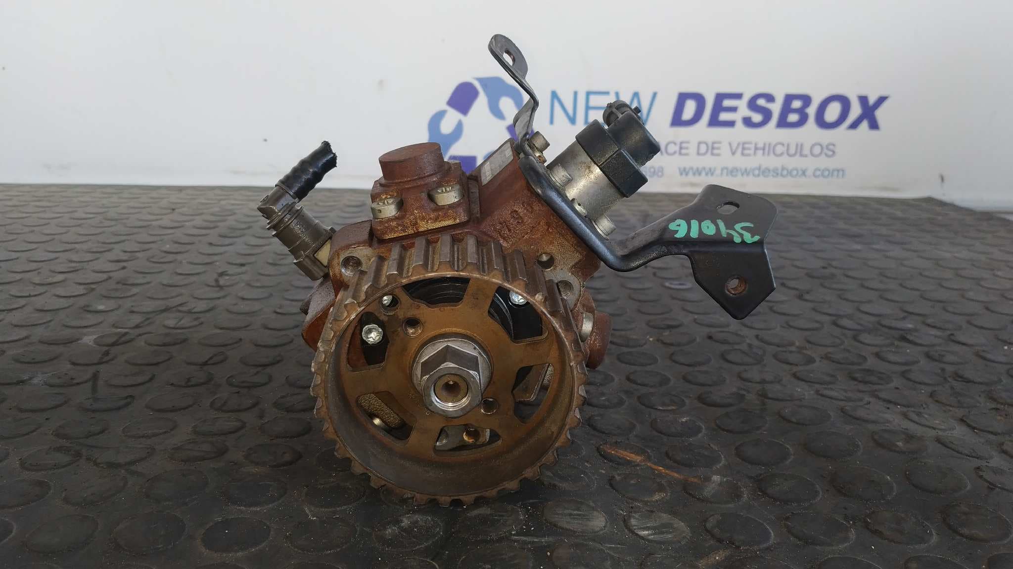 Recambio de BOMBA INYECCION para CITROEN NEMO Basis 8HS referencia OEM IAM 9683703780   - BLANCO