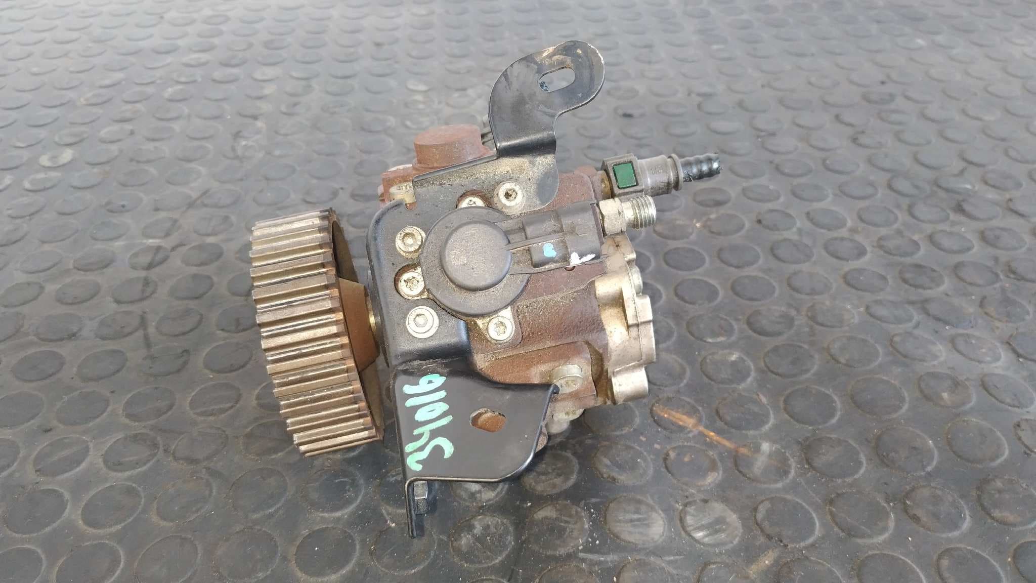 Recambio de BOMBA INYECCION para CITROEN NEMO Basis 8HS referencia OEM IAM 9683703780   - BLANCO 4