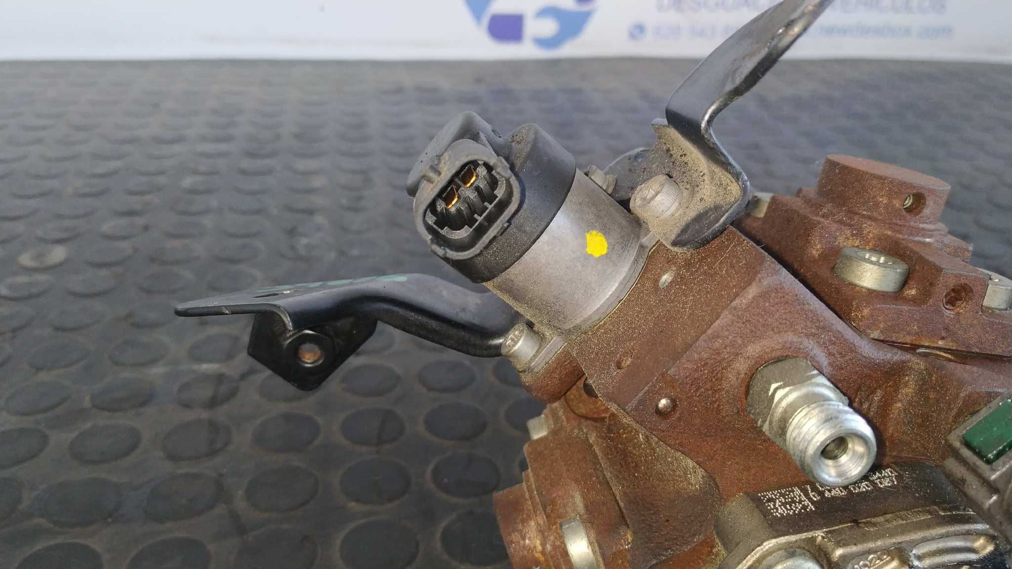 Recambio de BOMBA INYECCION para CITROEN NEMO Basis 8HS referencia OEM IAM 9683703780   - BLANCO 8