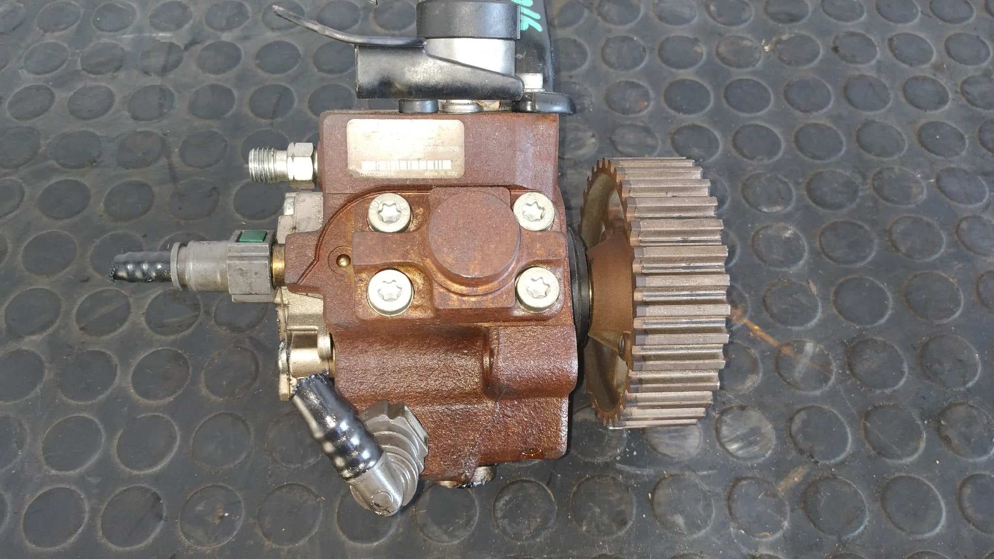 Recambio de BOMBA INYECCION para CITROEN NEMO Basis 8HS referencia OEM IAM 9683703780   - BLANCO 7