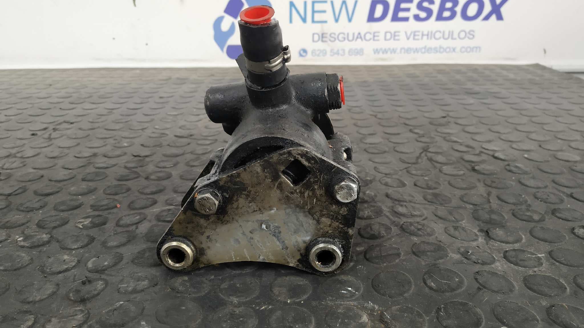 Recambio de BOMBA DIRECCION para PEUGEOT 405 BERLINA D9B referencia OEM IAM 7849701 5
