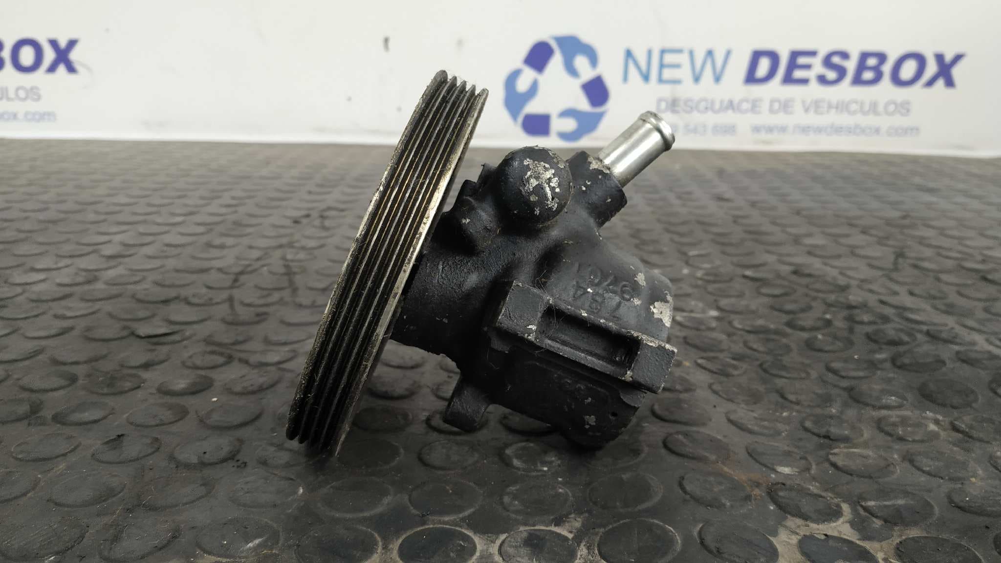Recambio de BOMBA DIRECCION para PEUGEOT 405 BERLINA B1F referencia OEM IAM 7849701 4