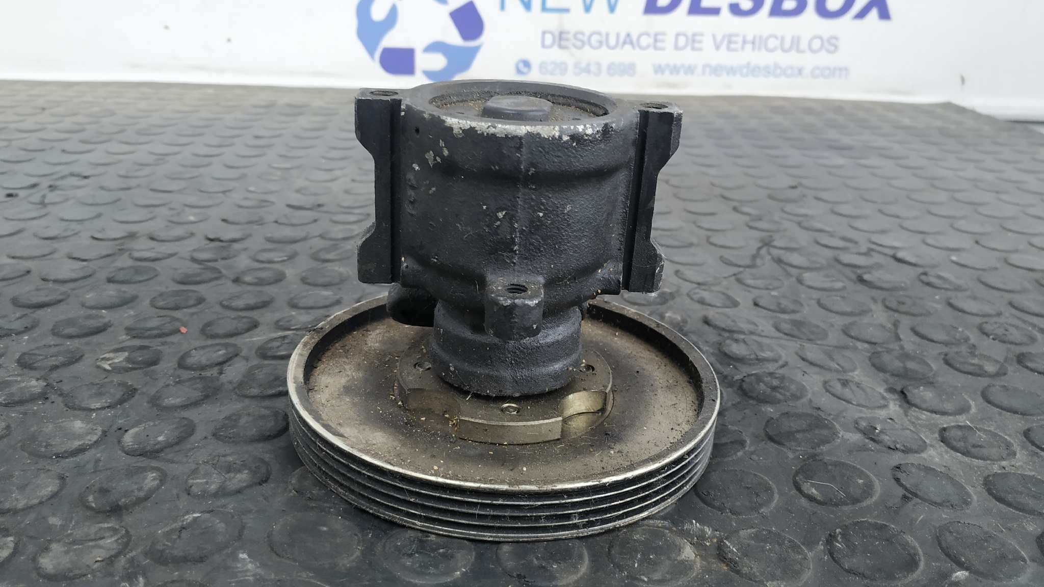 Recambio de BOMBA DIRECCION para PEUGEOT 405 BERLINA B1F referencia OEM IAM 7849701 3