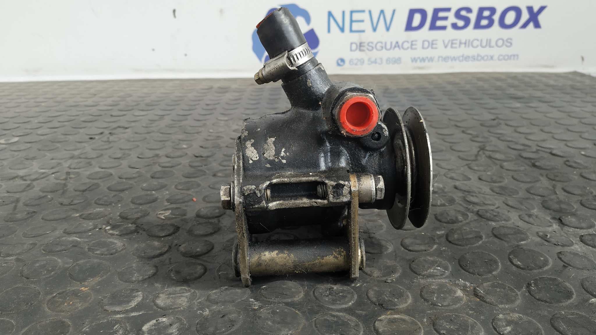 Recambio de BOMBA DIRECCION para PEUGEOT 405 BERLINA referencia OEM IAM 7849701 4