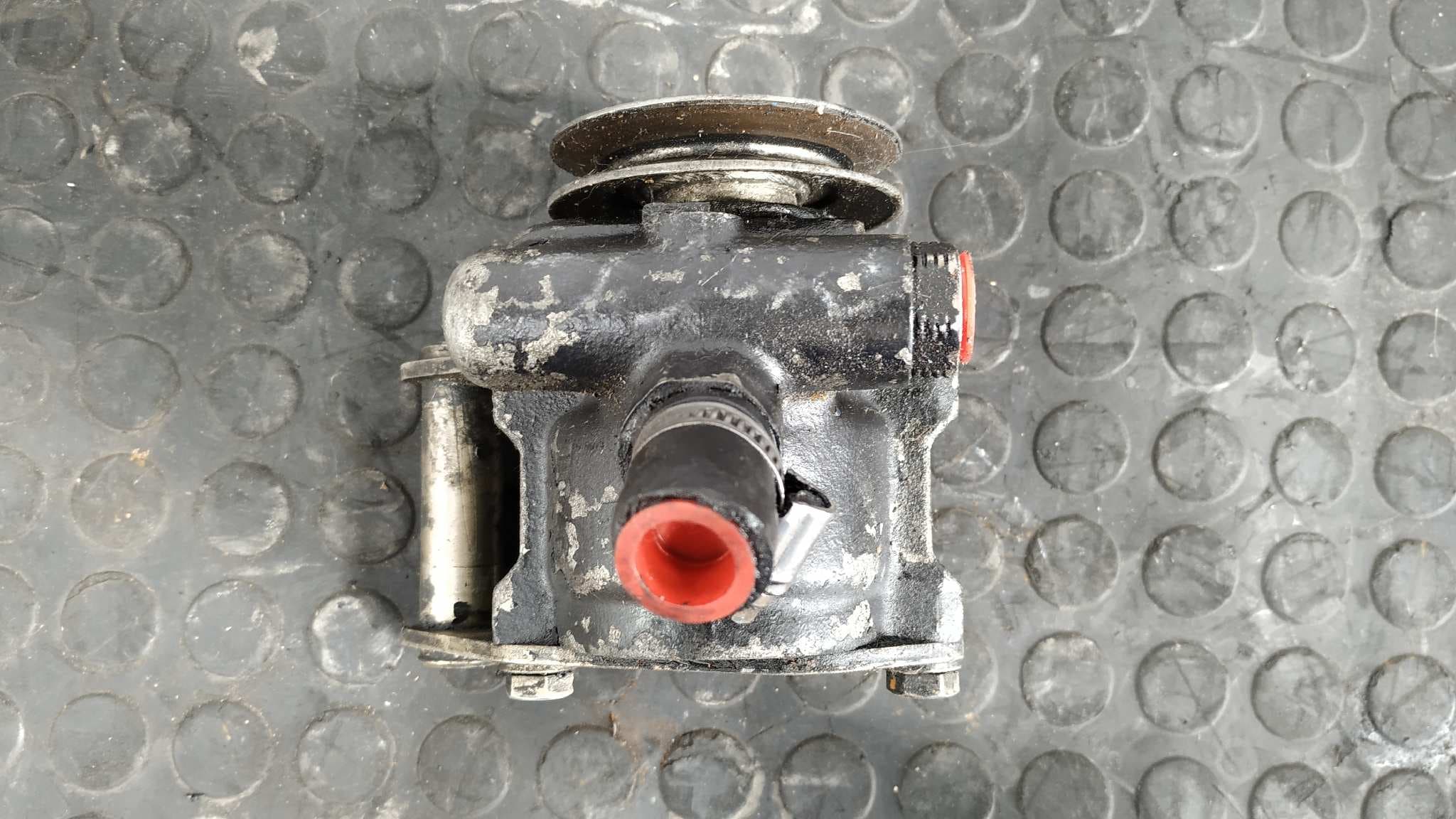 Recambio de BOMBA DIRECCION para PEUGEOT 405 BERLINA referencia OEM IAM 7849701 3