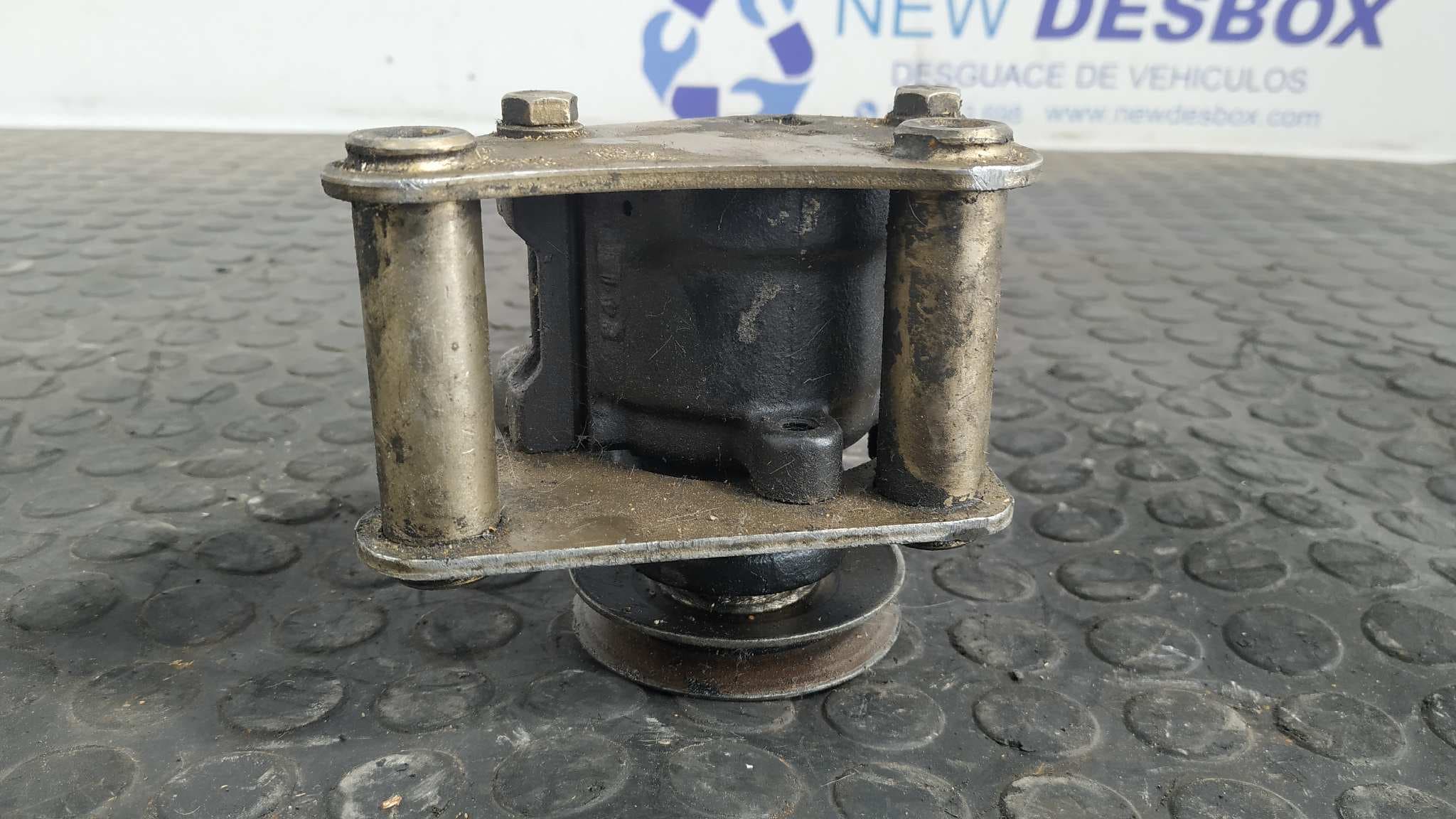 Recambio de BOMBA DIRECCION para PEUGEOT 405 BERLINA referencia OEM IAM 7849701 7