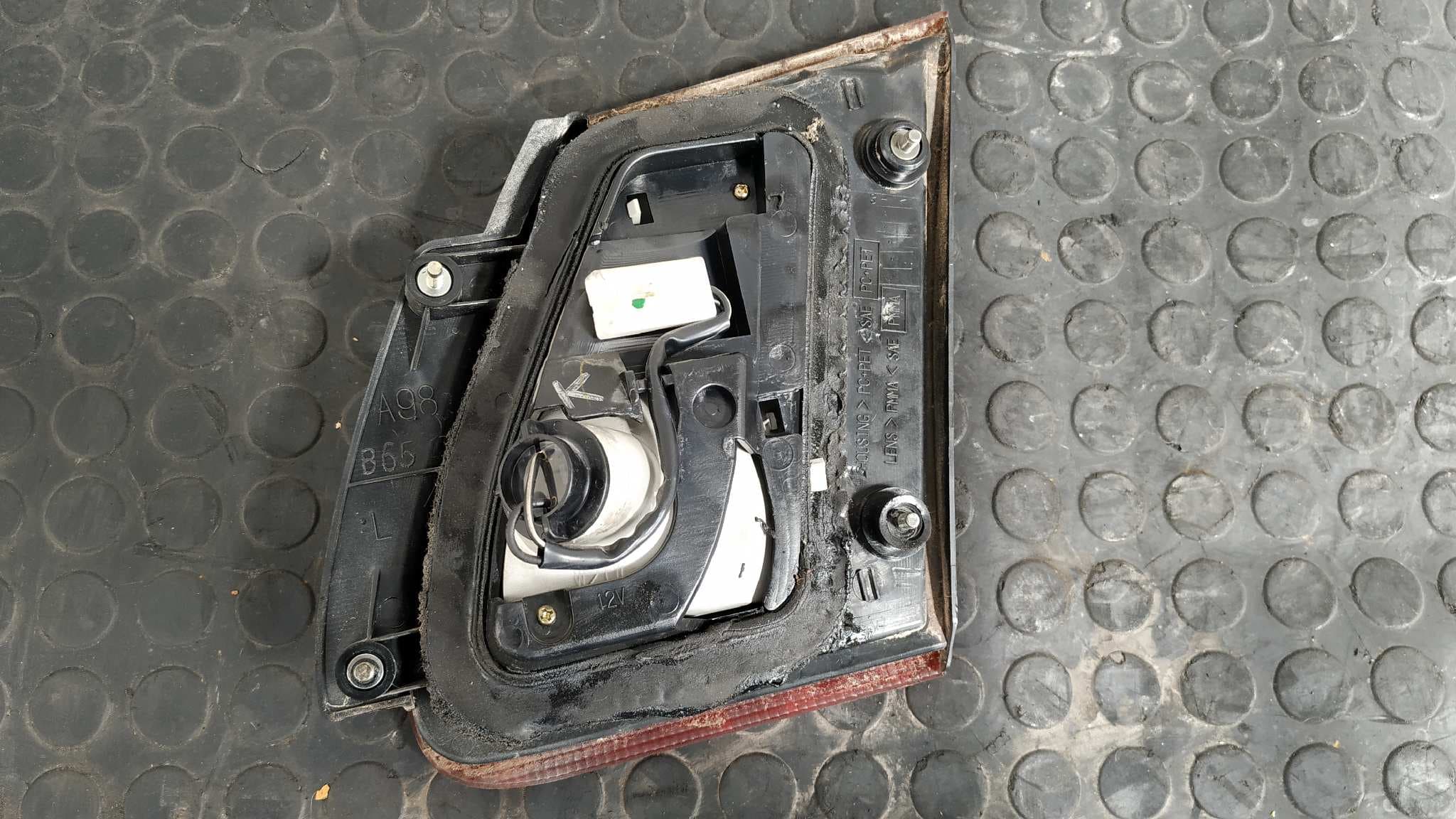 Recambio de PILOTO PORTON IZQUIERDO para NISSAN ALMERA (N16/E) Acenta YD22DDT referencia OEM IAM A98 B65   - BLANCO 3