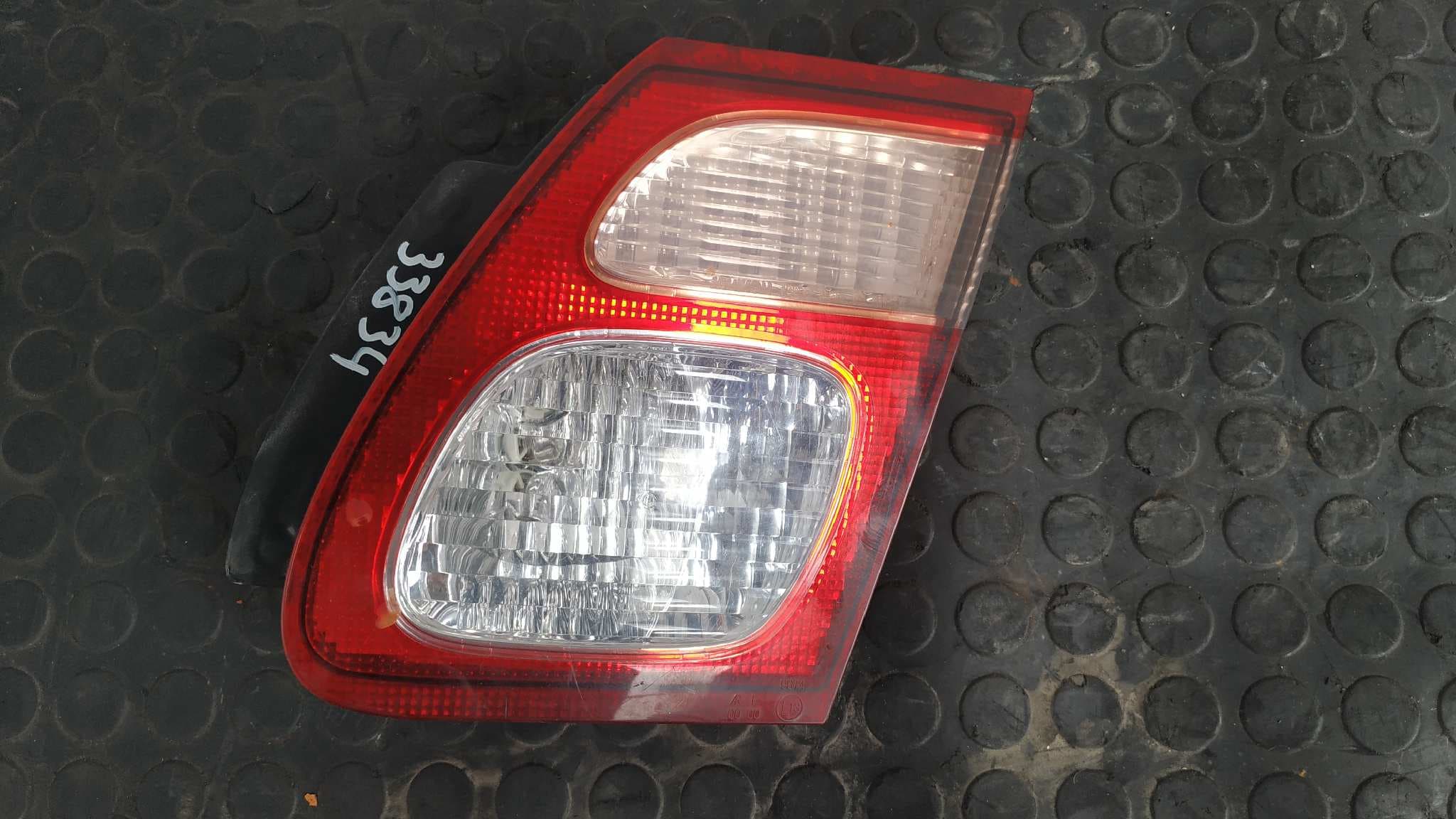 Recambio de PILOTO PORTON DERECHO para NISSAN ALMERA (N16/E) Acenta YD22DDT referencia OEM IAM A98 B65   - BLANCO