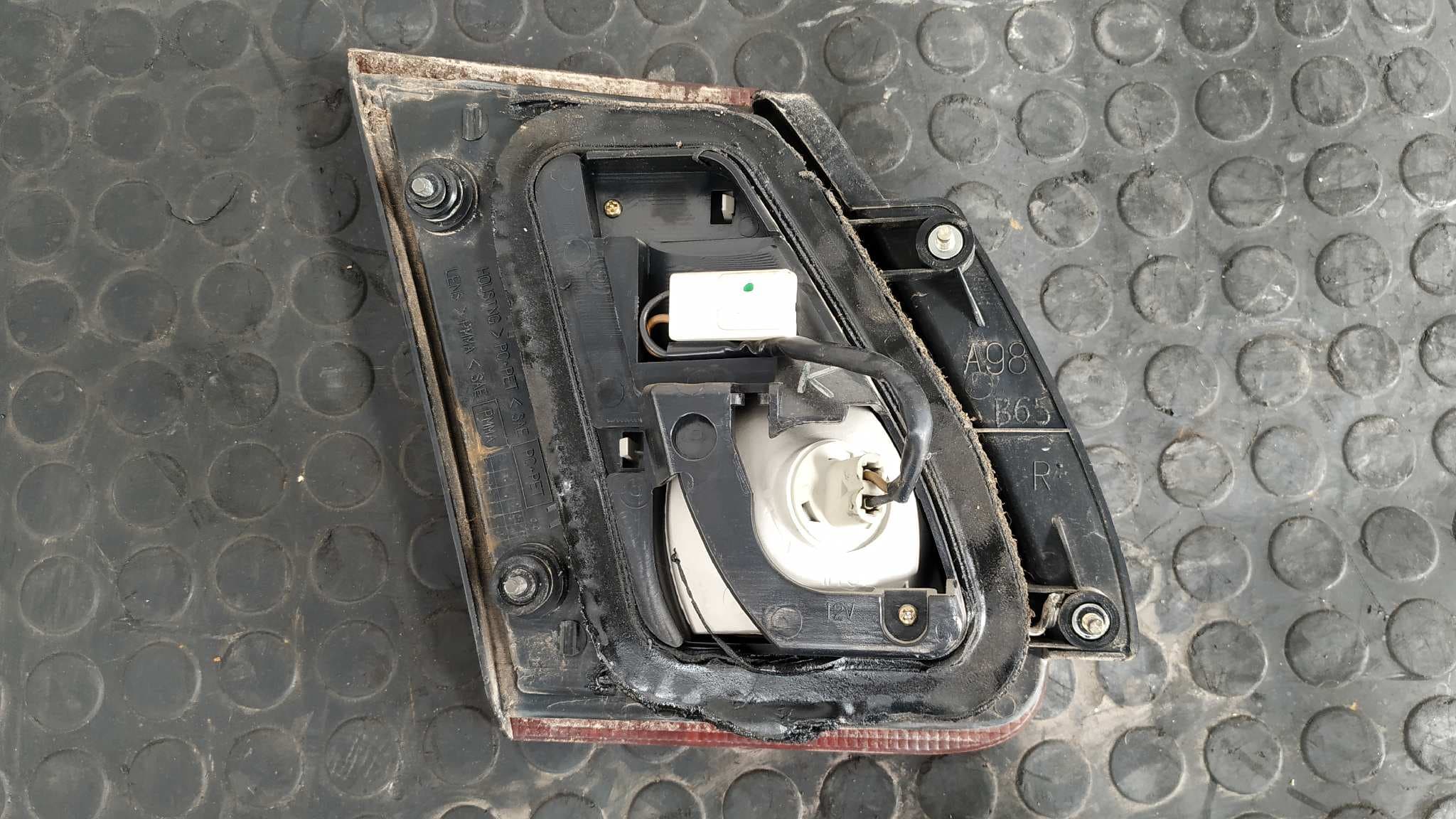 Recambio de PILOTO PORTON DERECHO para NISSAN ALMERA (N16/E) Acenta YD22DDT referencia OEM IAM A98 B65   - BLANCO 4