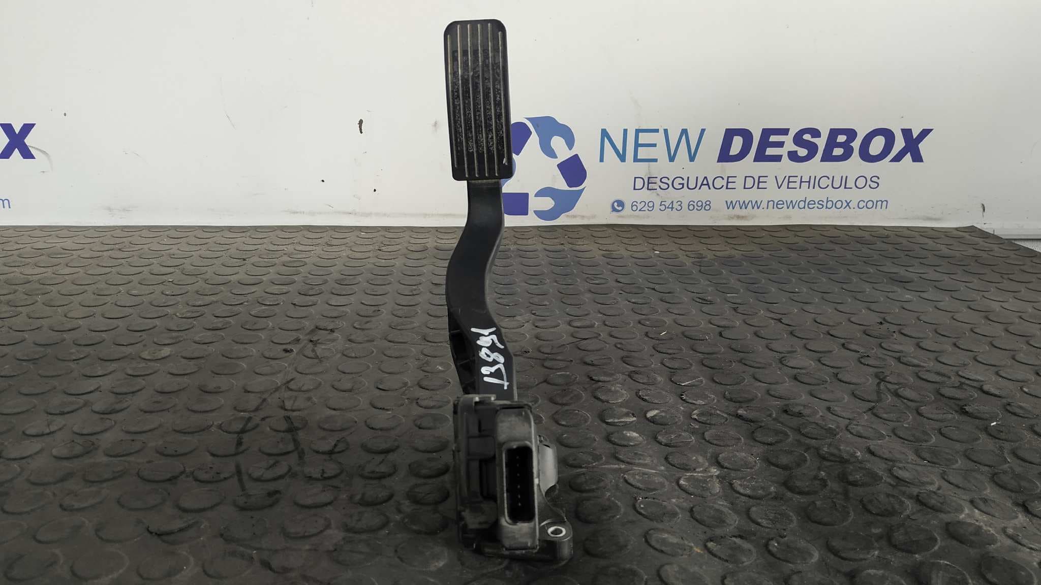 Recambio de POTENCIOMETRO PEDAL para PEUGEOT 207 SW Confort 9HXDV6ATED4 referencia OEM IAM 9681844080   - PLATA 5
