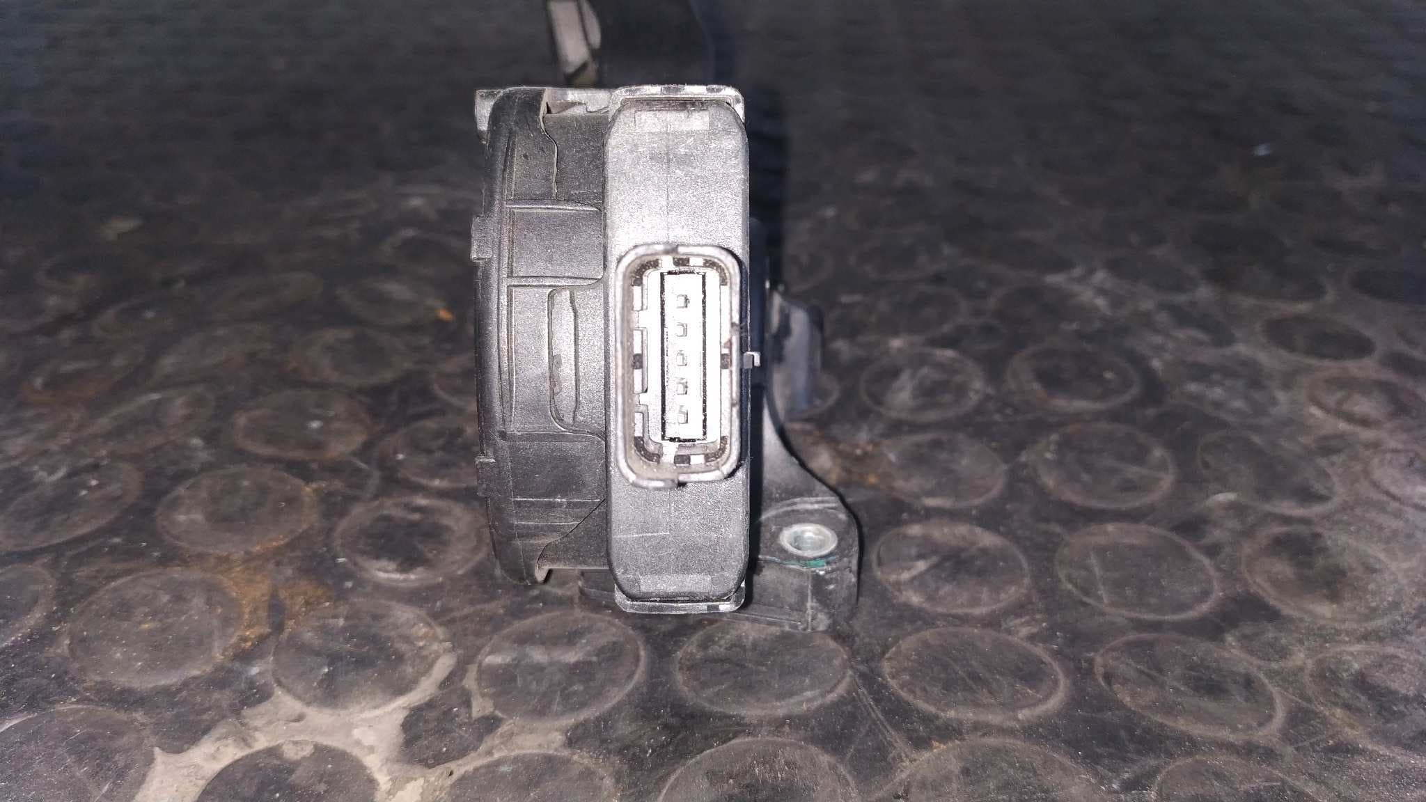 Recambio de POTENCIOMETRO PEDAL para PEUGEOT 207 1.4 8HZ referencia OEM IAM 9680756880 4