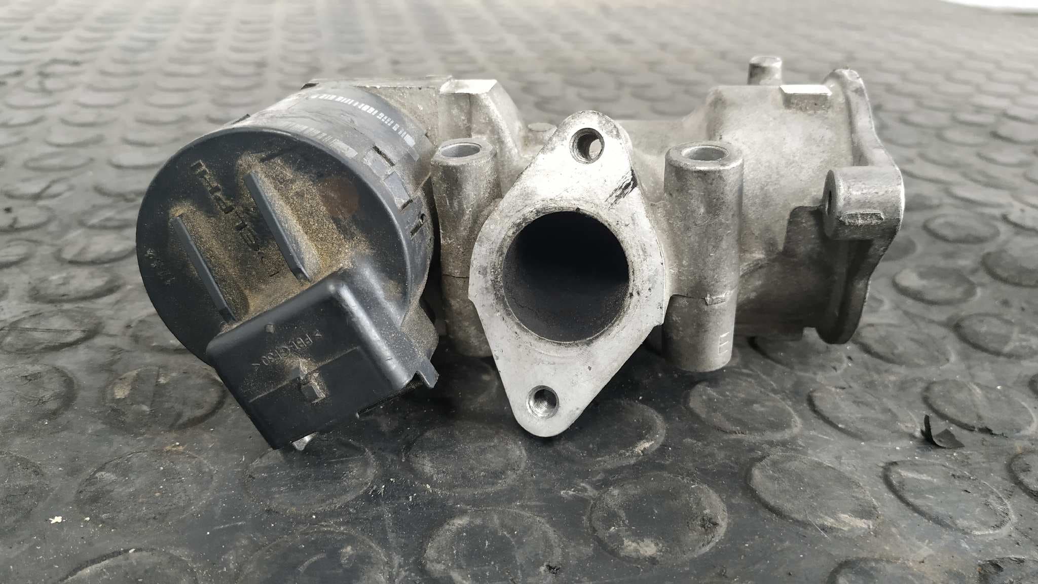 Recambio de VALVULA EGR para PEUGEOT 407 2.0 RHR referencia OEM IAM 9656612380 2