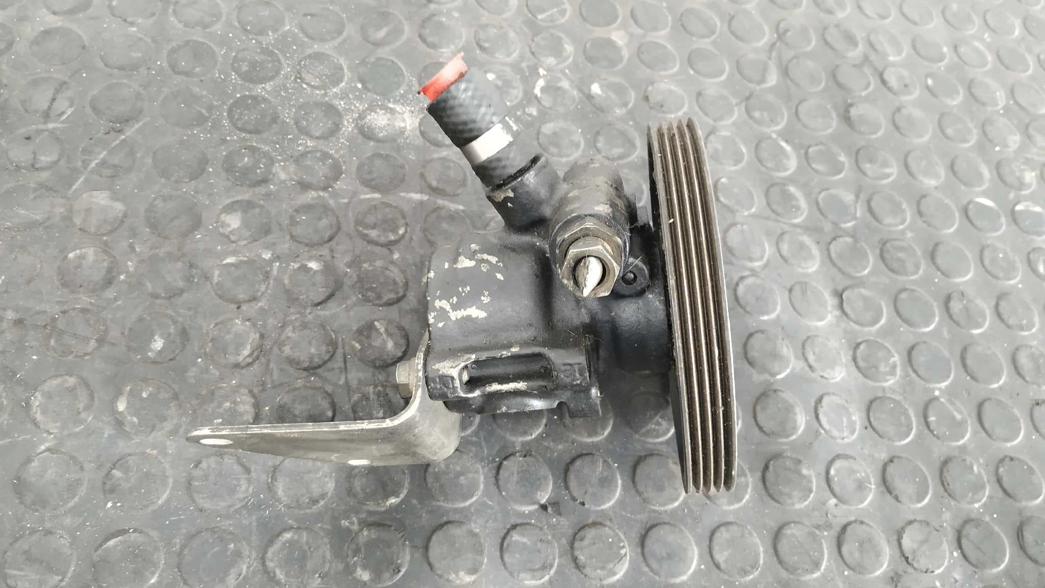Recambio de BOMBA DIRECCION para PEUGEOT 405 BERLINA DKZ referencia OEM IAM 7839999 3