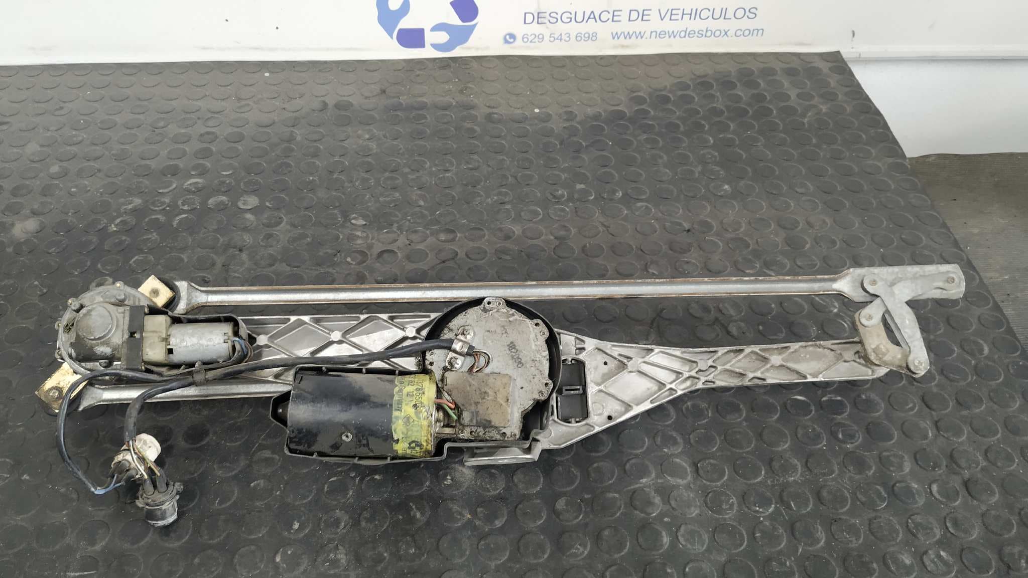 Recambio de MOTOR LIMPIA DELANTERO para BMW SERIE 7 (E32) referencia OEM IAM 1378650 2