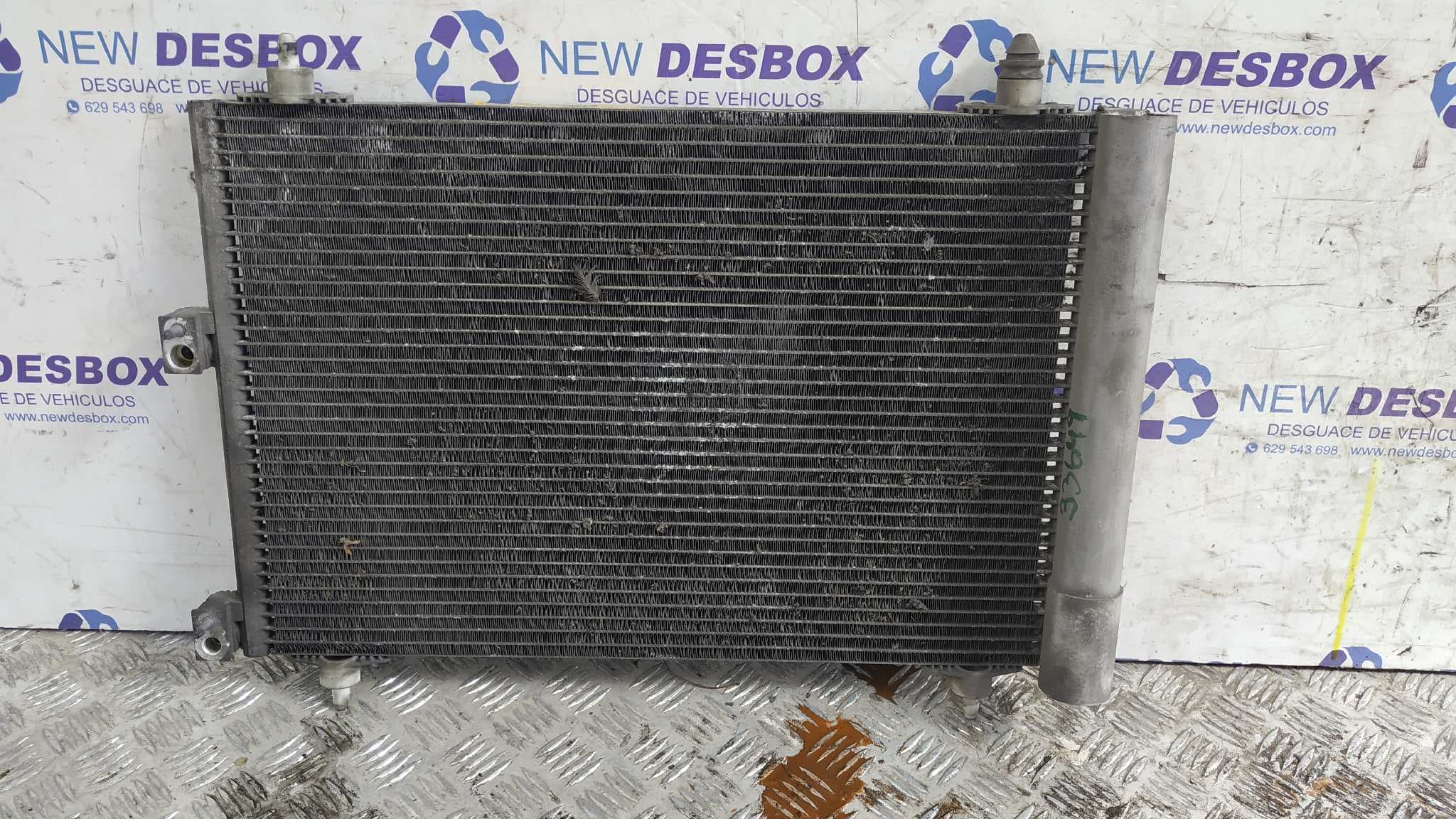 Recambio de CONDENSADOR / RADIADOR  AIRE ACONDICIONADO para CITROEN BERLINGO CUADRO Mixto L 9HW referencia OEM IAM 9645964780   - BLANCO