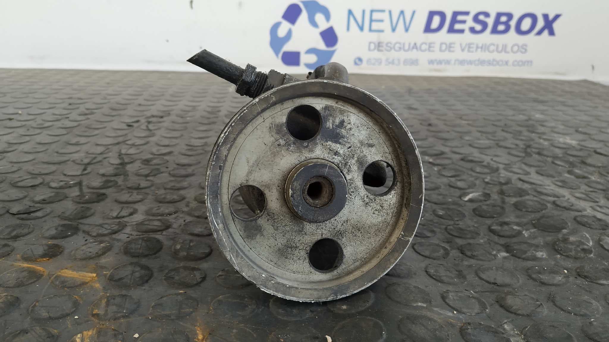 Recambio de BOMBA DIRECCION para PEUGEOT 106 (S2) Long Beach D VJZ referencia OEM IAM 9619942280   - BLANCO