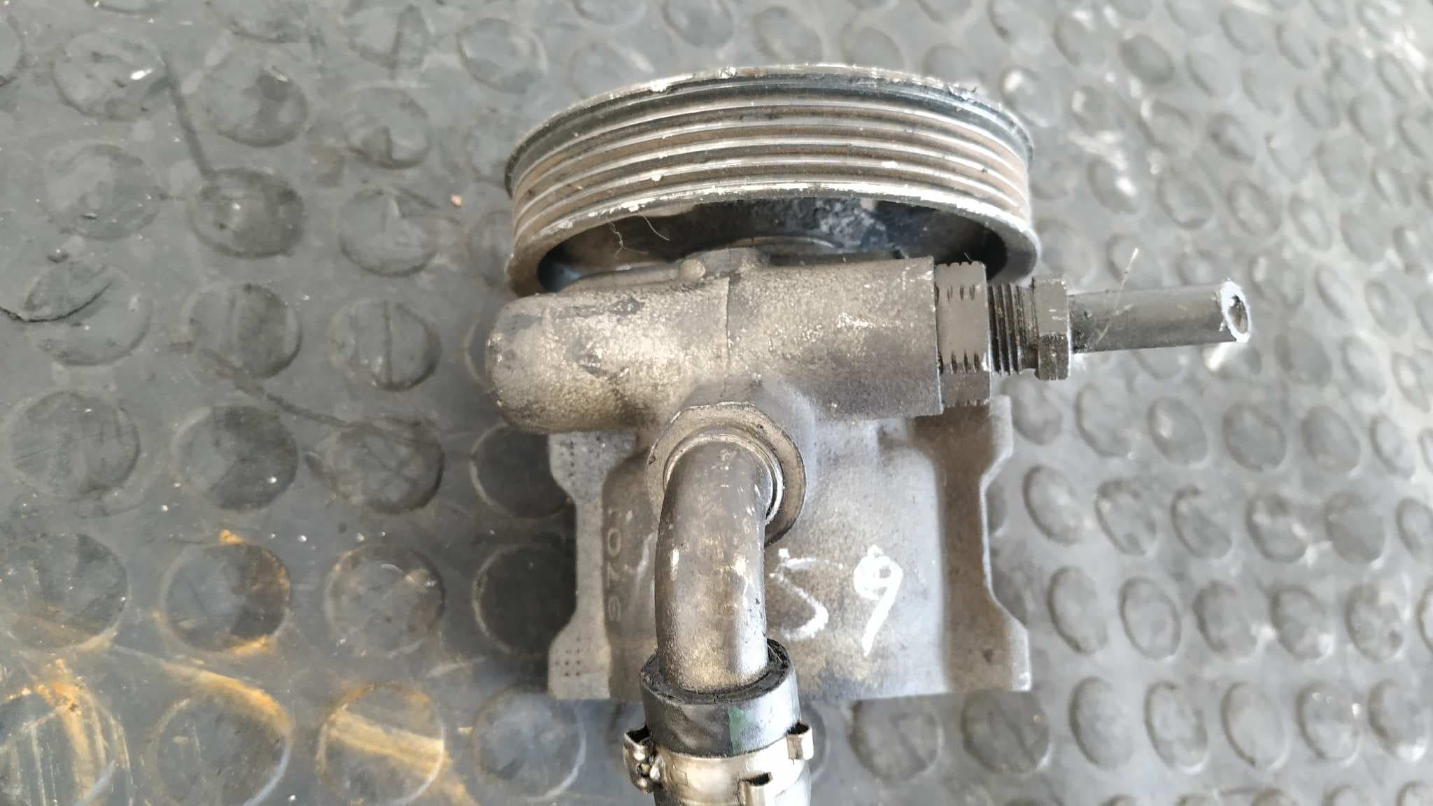 Recambio de BOMBA DIRECCION para PEUGEOT 106 (S2) Long Beach D VJZ referencia OEM IAM 9619942280   - BLANCO 3