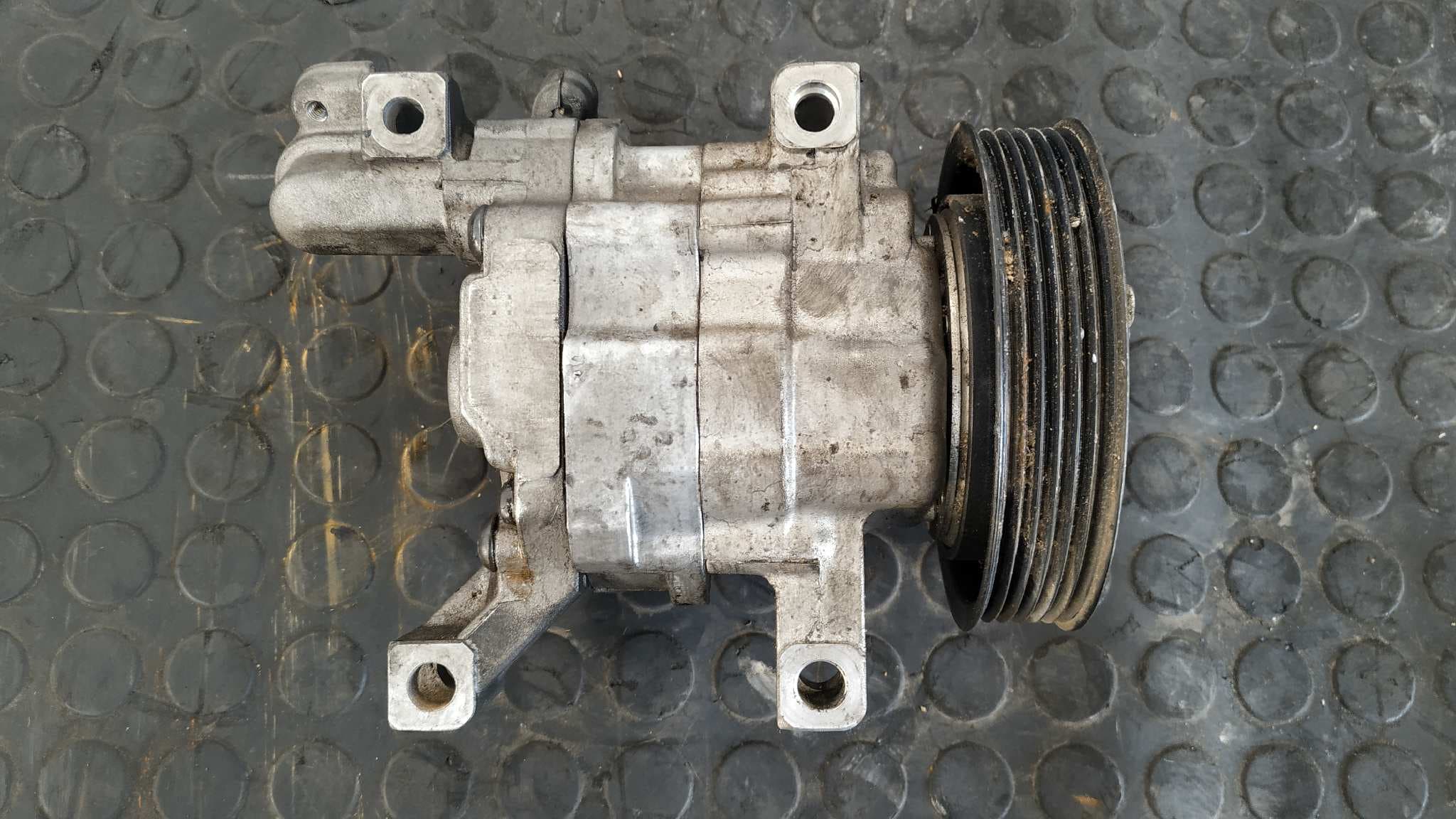 Recambio de COMPRESOR AIRE ACONDICIONADO para PEUGEOT 107 1.4 HDi CAT (8HT / DV4TD) 8HT referencia OEM IAM 5060217332   - PLATA 6