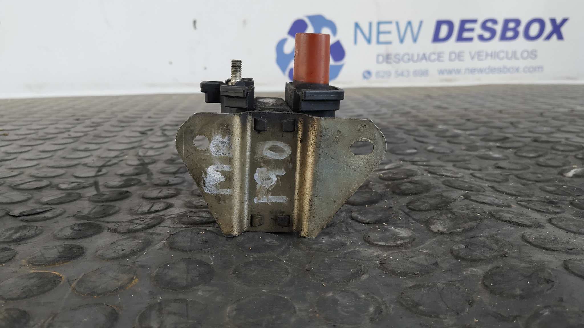 Recambio de BOBINA ENCENDIDO para MERCEDES CLASE C (W201) M102985 referencia OEM IAM 0001584803 2