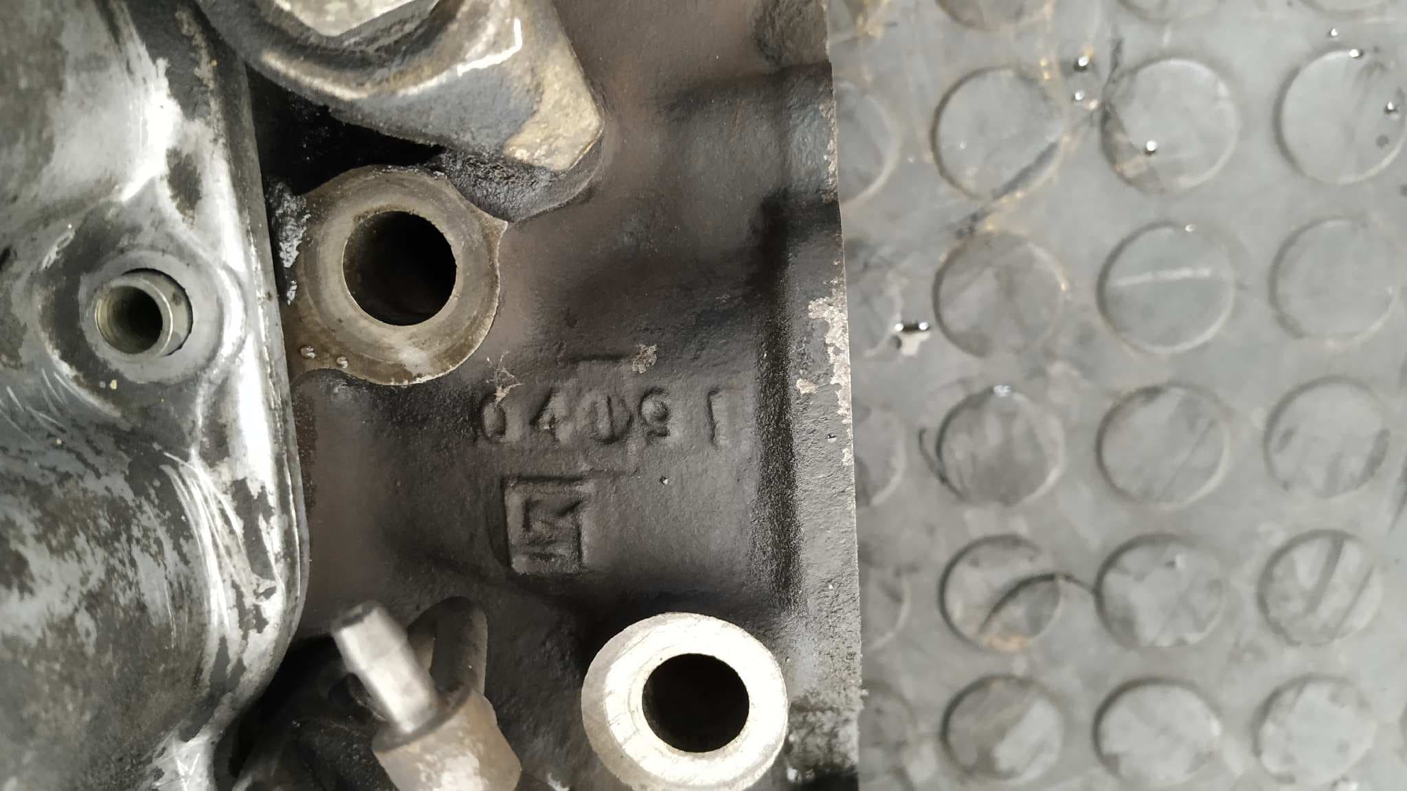 Recambio de CULATA para NISSAN CABSTAR E BD30 referencia OEM IAM 69T42 9