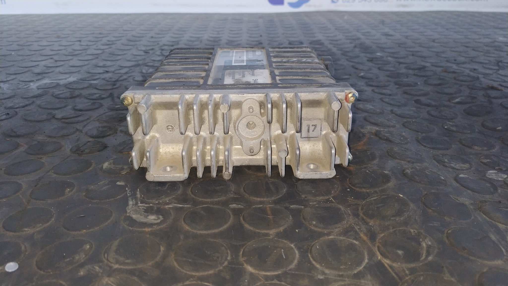 Recambio de CENTRALITA MOTOR UCE para PEUGEOT 106 (S1) KDX referencia OEM IAM 0280000753 3