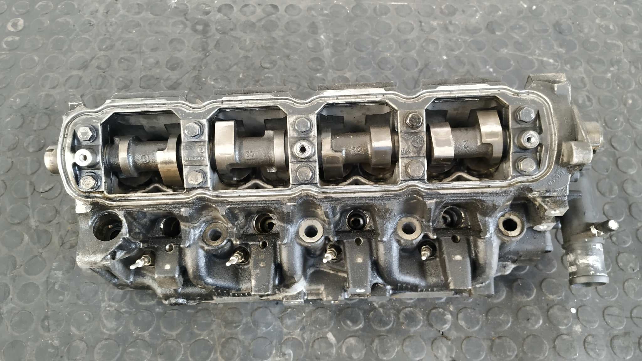 Recambio de CULATA para RENAULT SCENIC II F9Q referencia OEM IAM F9S05 7