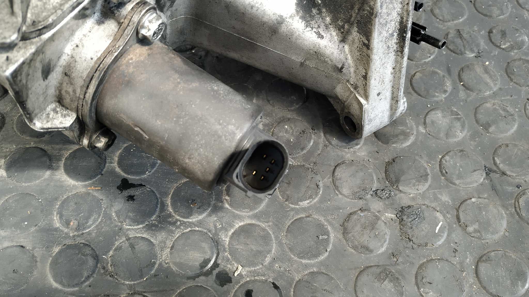 Recambio de VALVULA EGR para RENAULT VEL SATIS (BJ0) Expression G9T702 referencia OEM IAM 8200235232   - VERDE 6