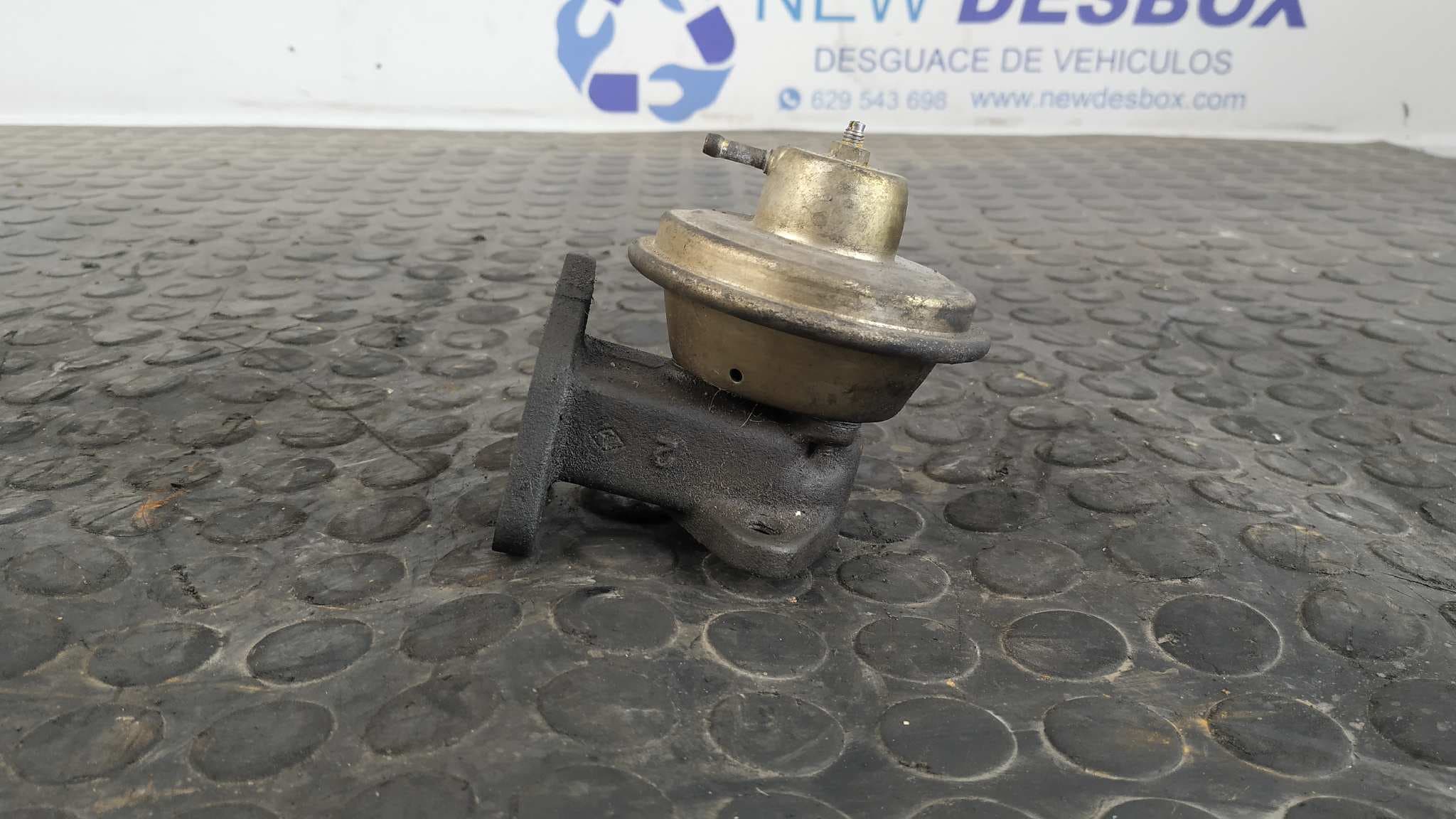 Recambio de VALVULA EGR para NISSAN TERRANO/TERRANO.II (R20) 2.7 Turbodiesel TD27 referencia OEM IAM 72233200   - BLANCO 5