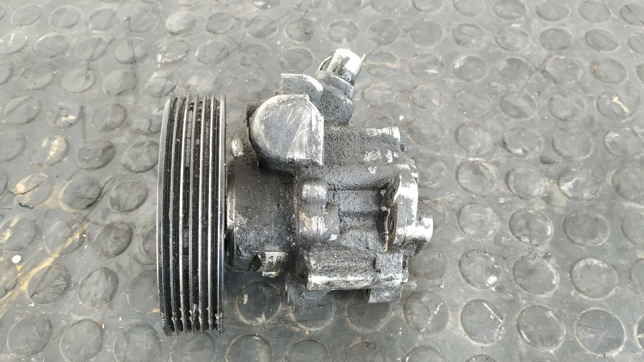 Recambio de BOMBA DIRECCION para PEUGEOT 806 2.1 Turbodiesel CAT P8CXUD11BTE referencia OEM IAM 91128   - VERDE 2
