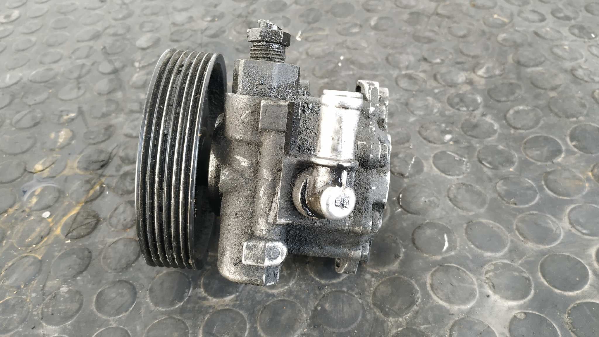 Recambio de BOMBA DIRECCION para PEUGEOT 806 2.1 Turbodiesel CAT P8CXUD11BTE referencia OEM IAM 91128   - VERDE 4
