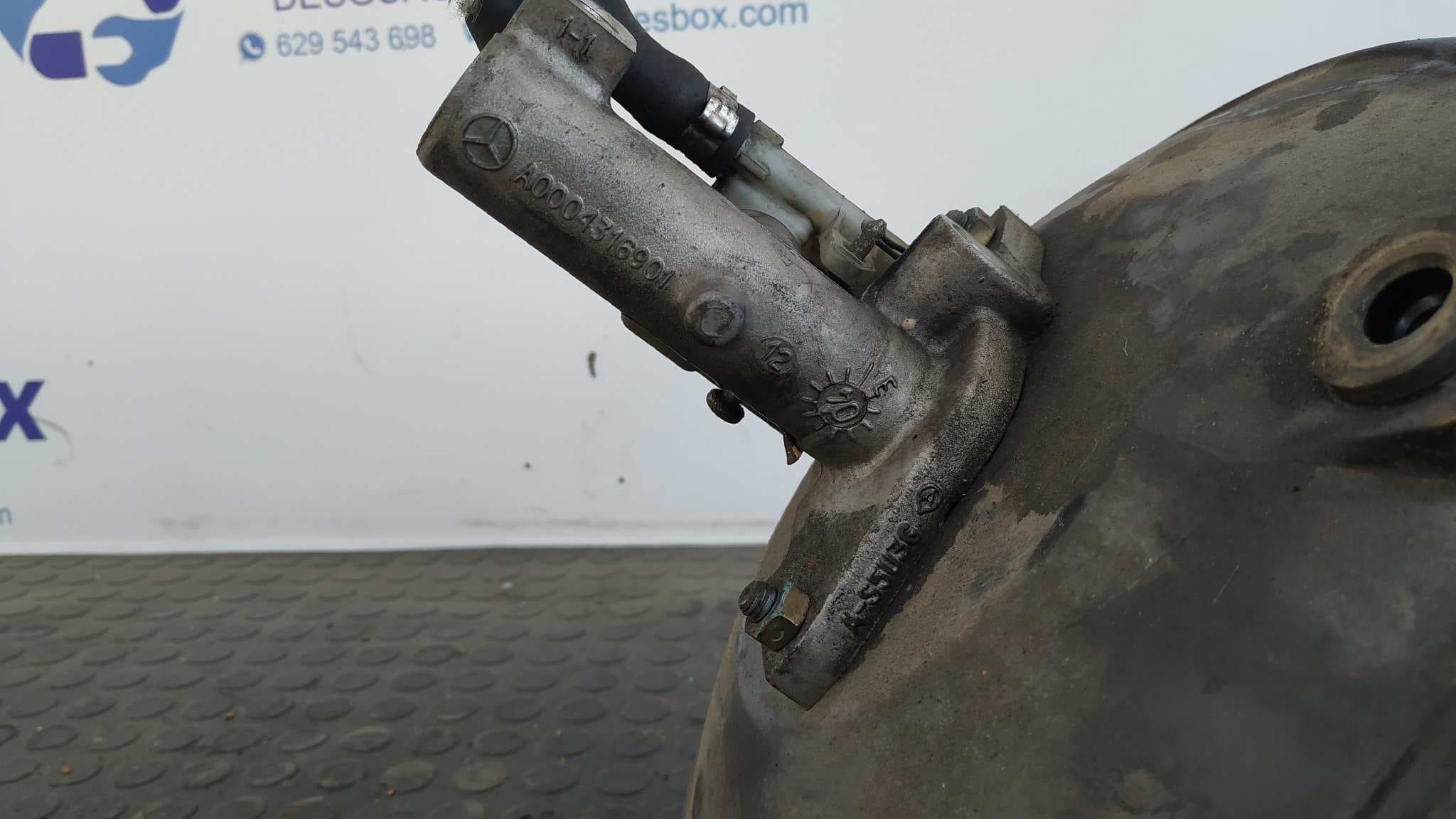 Recambio de BOMBA FRENO para MERCEDES-BENZ VITO CAJA CERRADA 6.03 -> 109  CDI  Compacto  (639.601) 646983 referencia OEM IAM A0004316901   - BLANCO 3