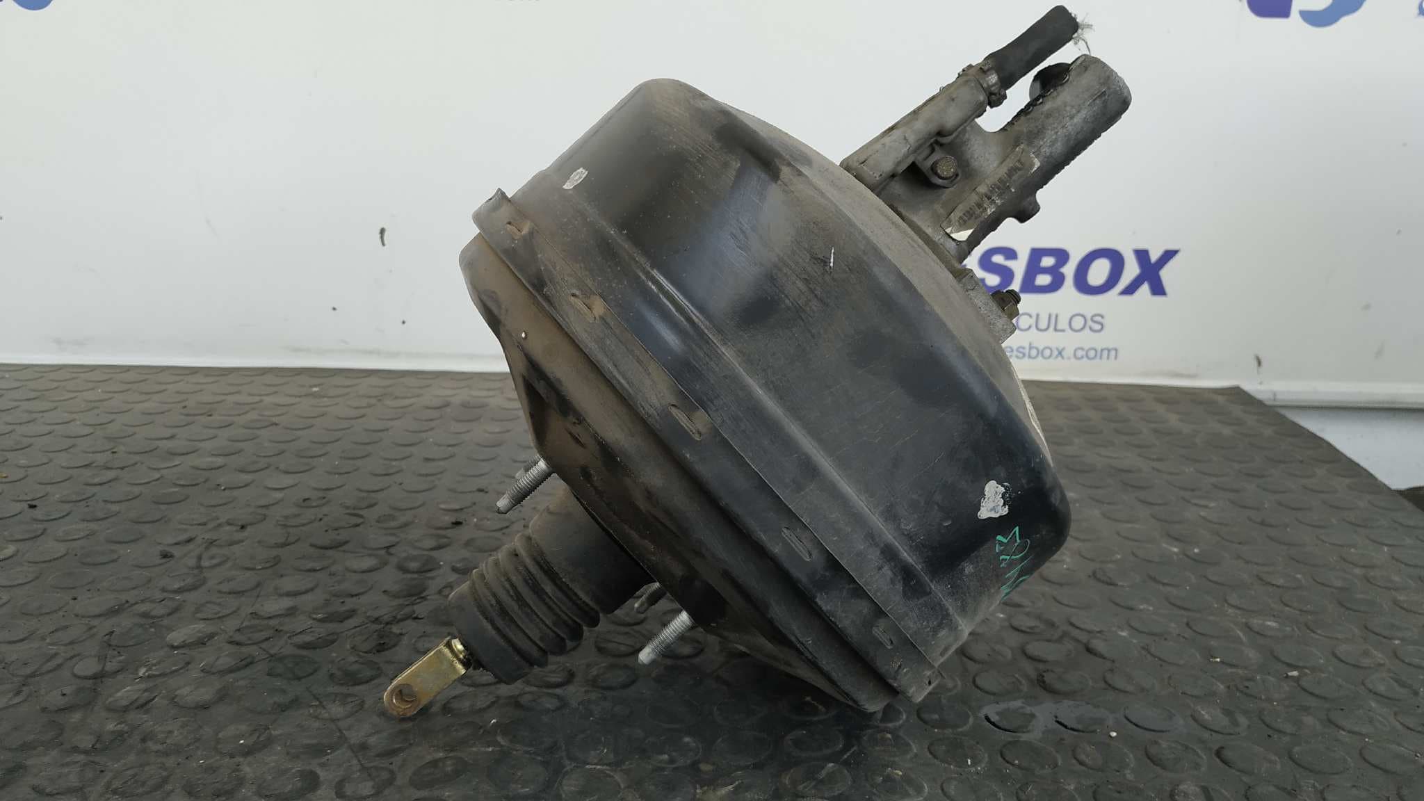 Recambio de SERVOFRENO para MERCEDES-BENZ VITO CAJA CERRADA 6.03 -> 646983 referencia OEM IAM A0014300108   - BLANCO 2