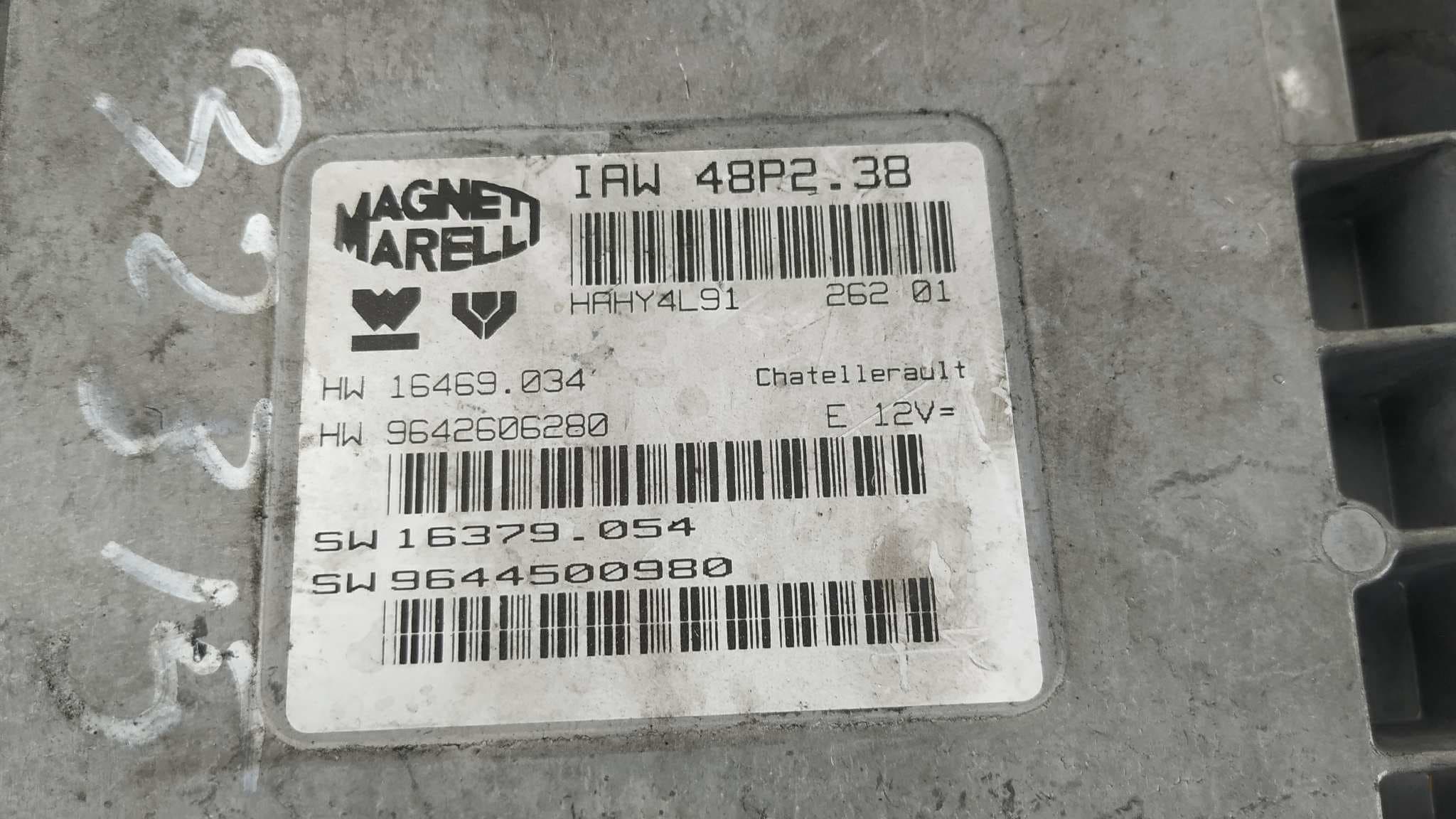 Recambio de CENTRALITA MOTOR UCE para PEUGEOT 206 BERLINA RFNEW10J4 referencia OEM IAM 9644500980   - GRIS 2
