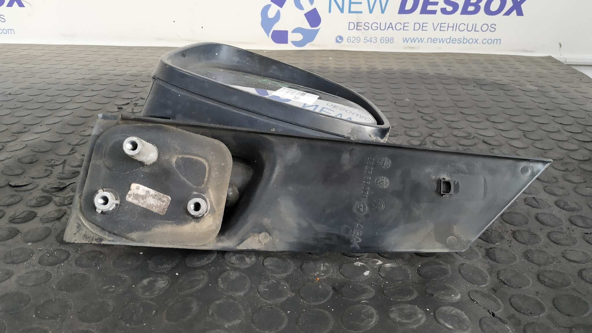 Recambio de RETROVISOR IZQUIERDO para MERCEDES-BENZ VITO CAJA CERRADA 6.03 -> 109  CDI  Compacto  (639.601) 646983 referencia OEM IAM 232636001   - BLANCO 6