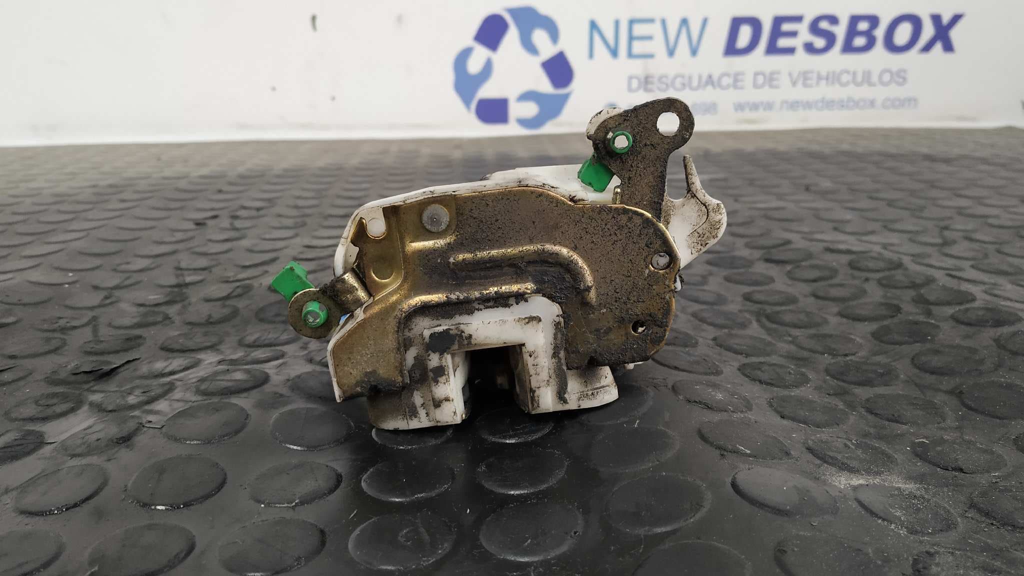 Recambio de CERRADURA PUERTA DELANTERA IZQUIERDA para NISSAN CABSTAR E BD30 referencia OEM IAM    - BLANCO 5